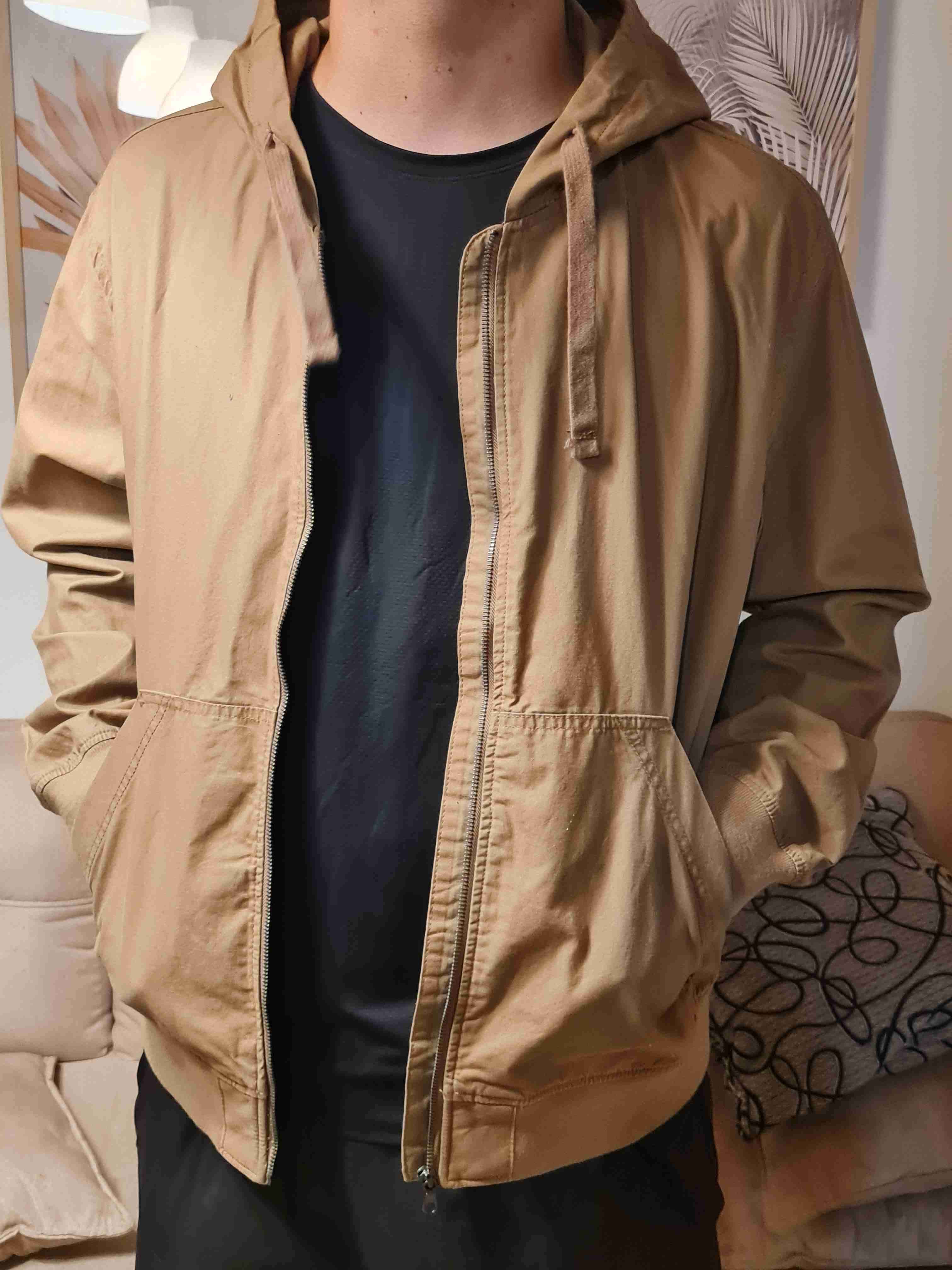 Parka beige con capucha - miniatura 3