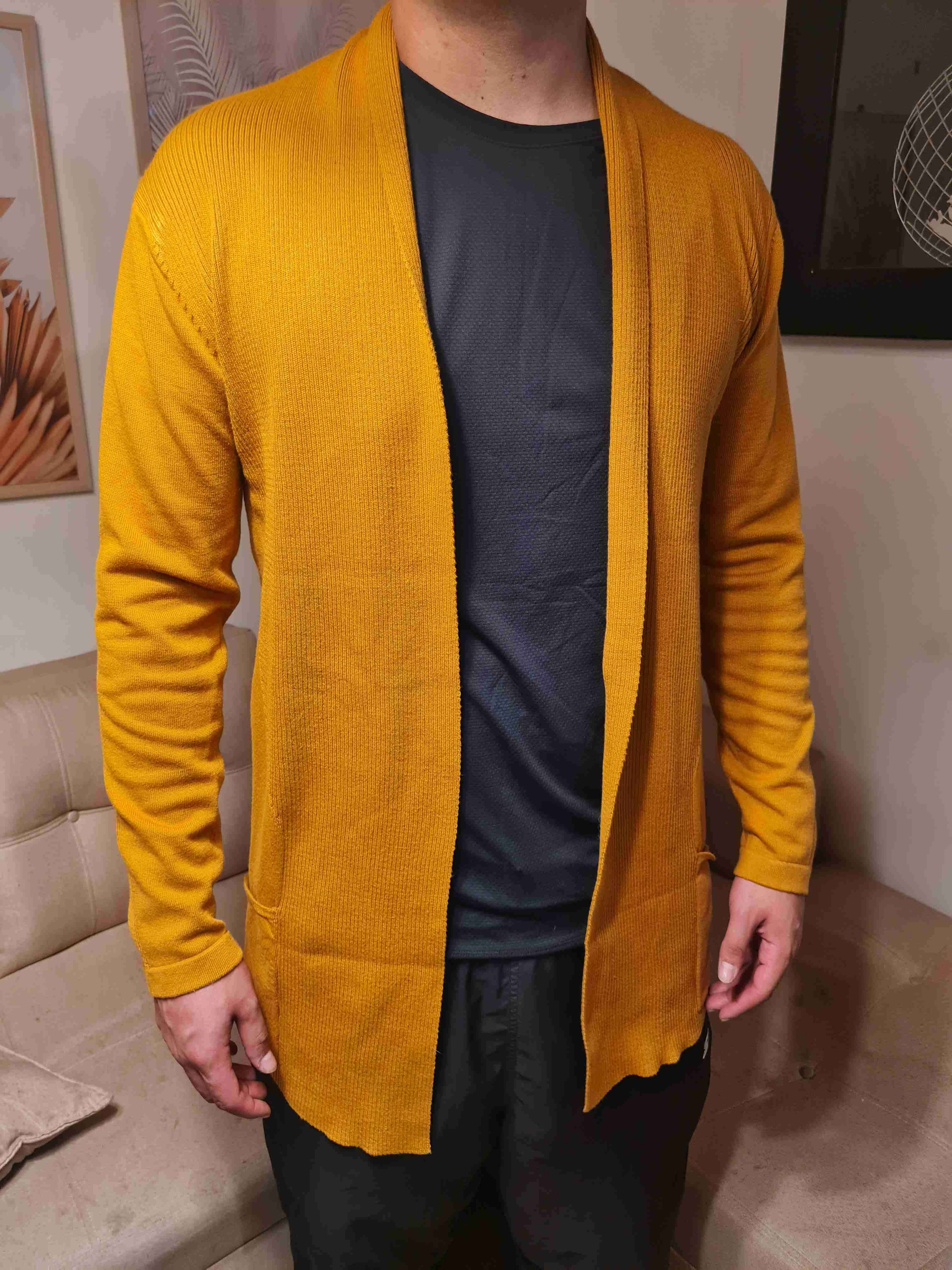Cárdigan mostaza para hombre - miniatura 3