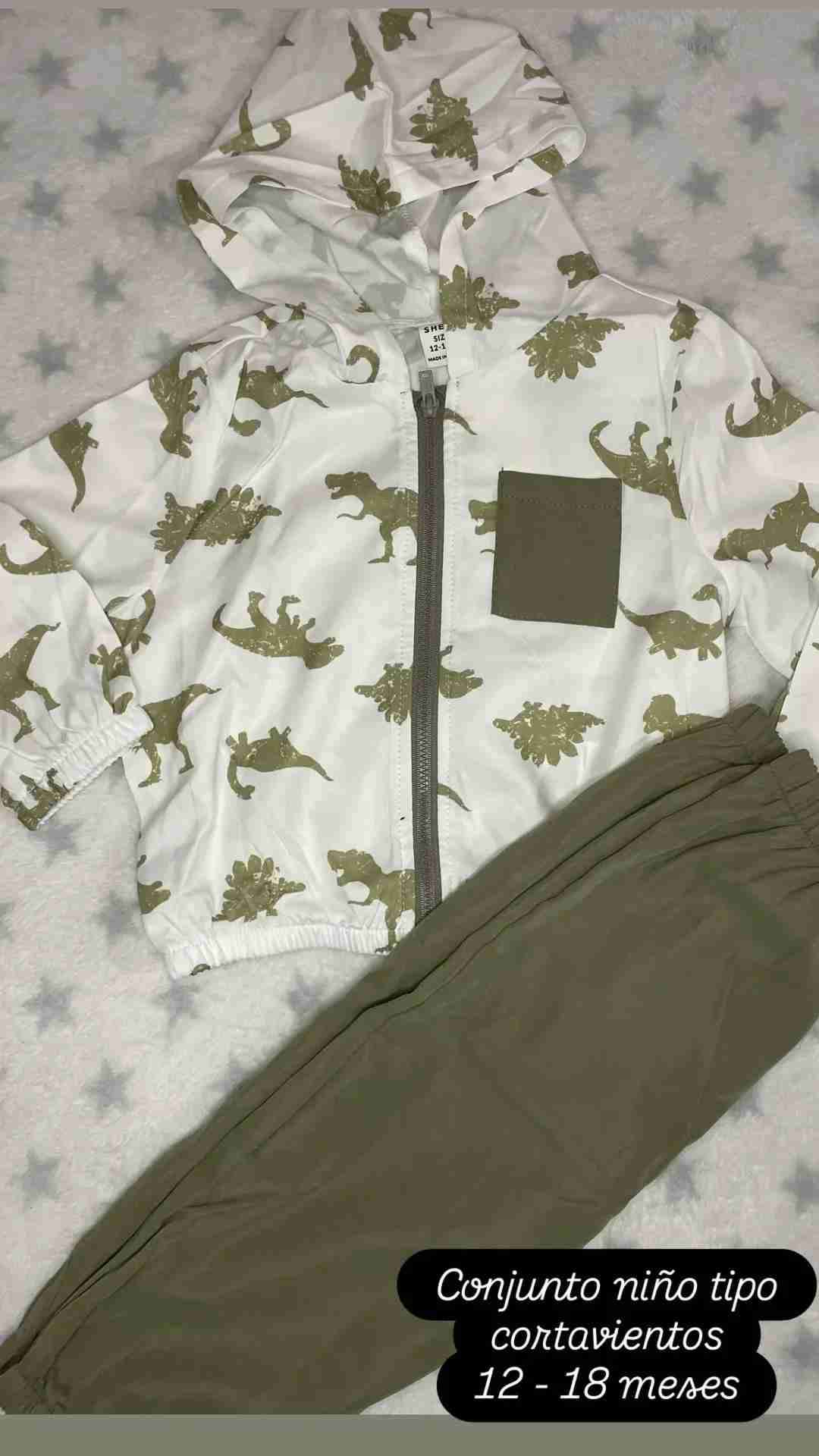 Conjunto infantil dinosaurios verde - miniatura 2