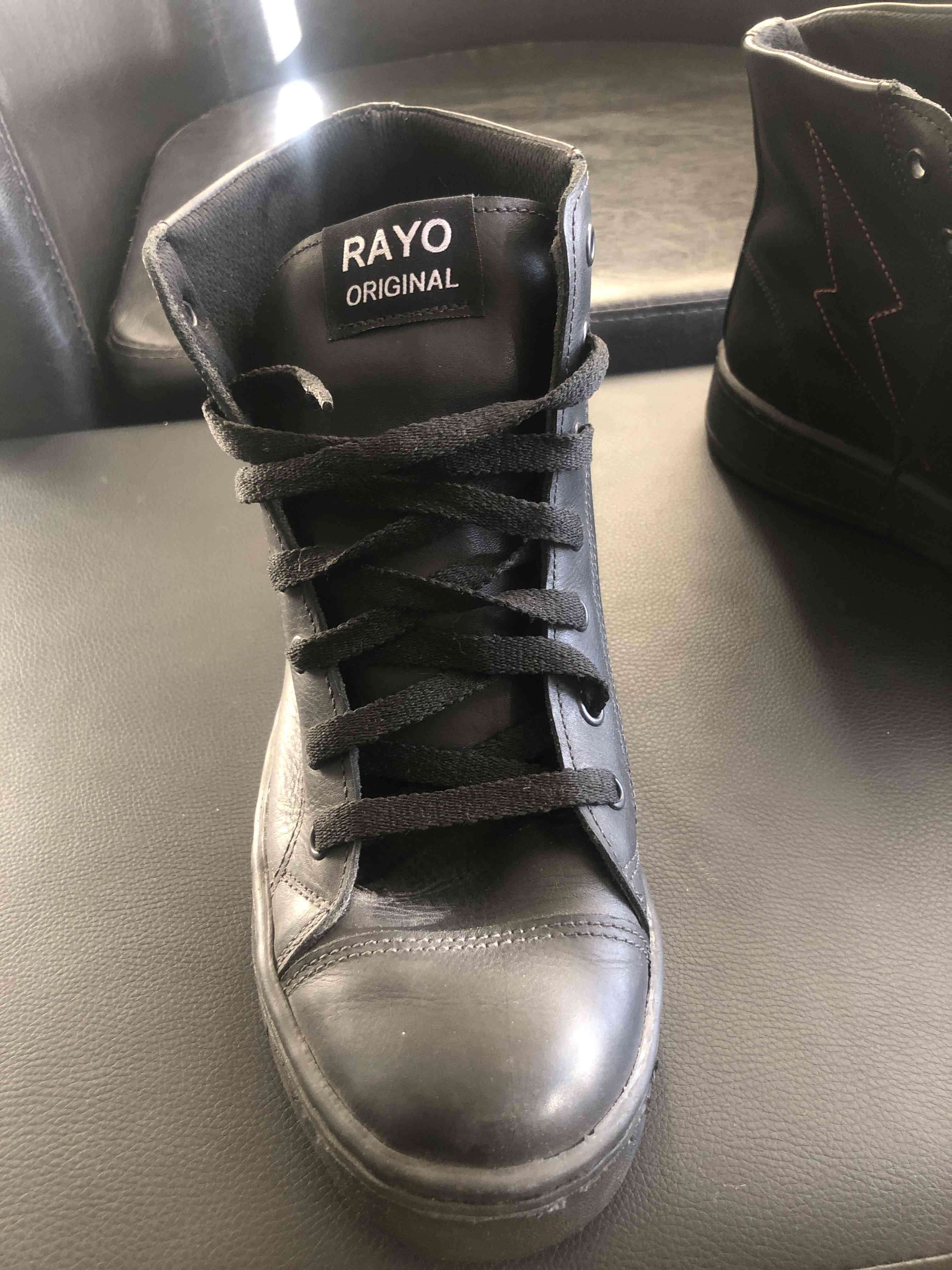 Zapatillas negras marca Rayo - miniatura 2