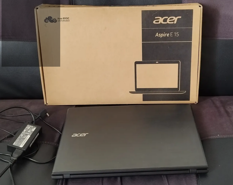 Laptop Acer Aspire E15 - miniatura 1