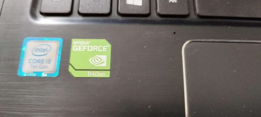 Laptop Acer Aspire E15 - miniatura 4