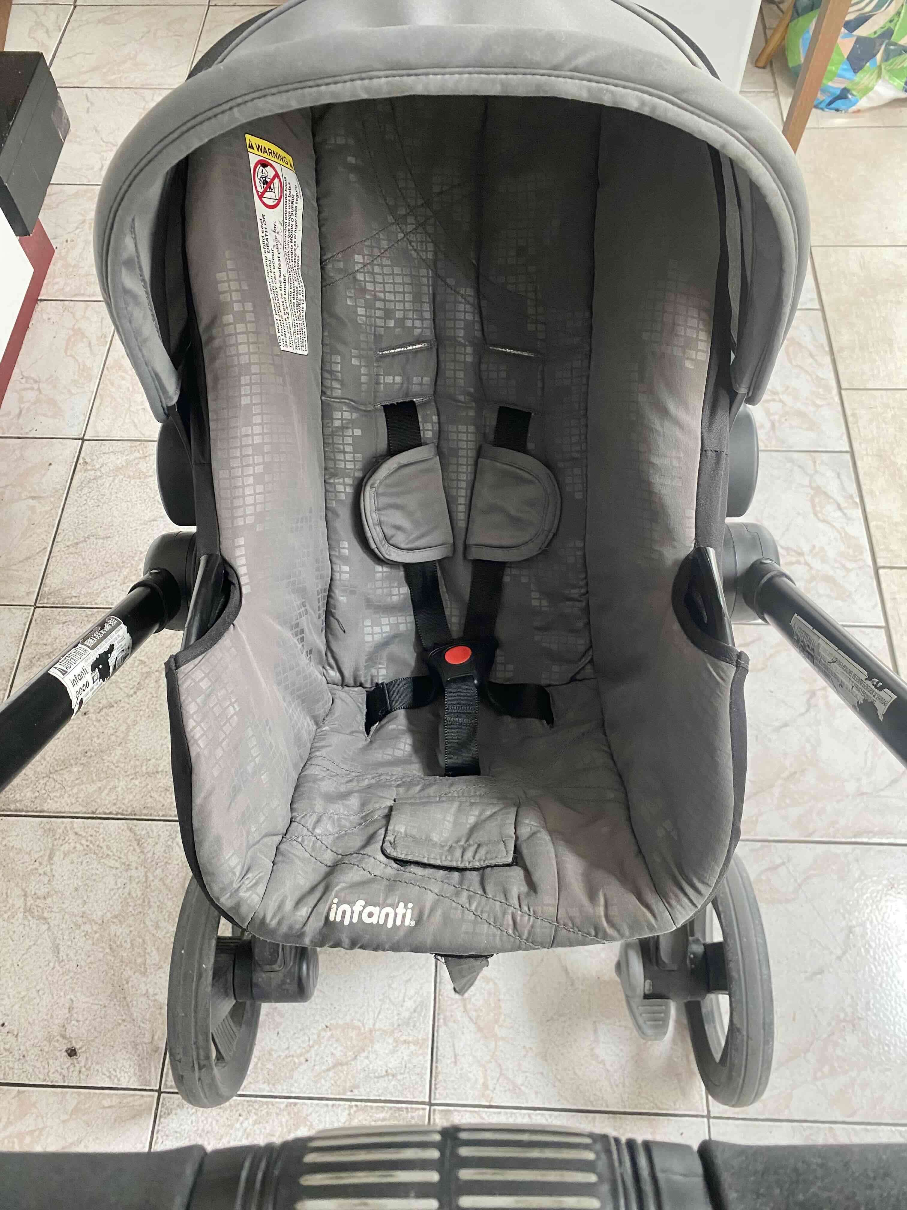 Coche Giro 360 y huevito - miniatura 5