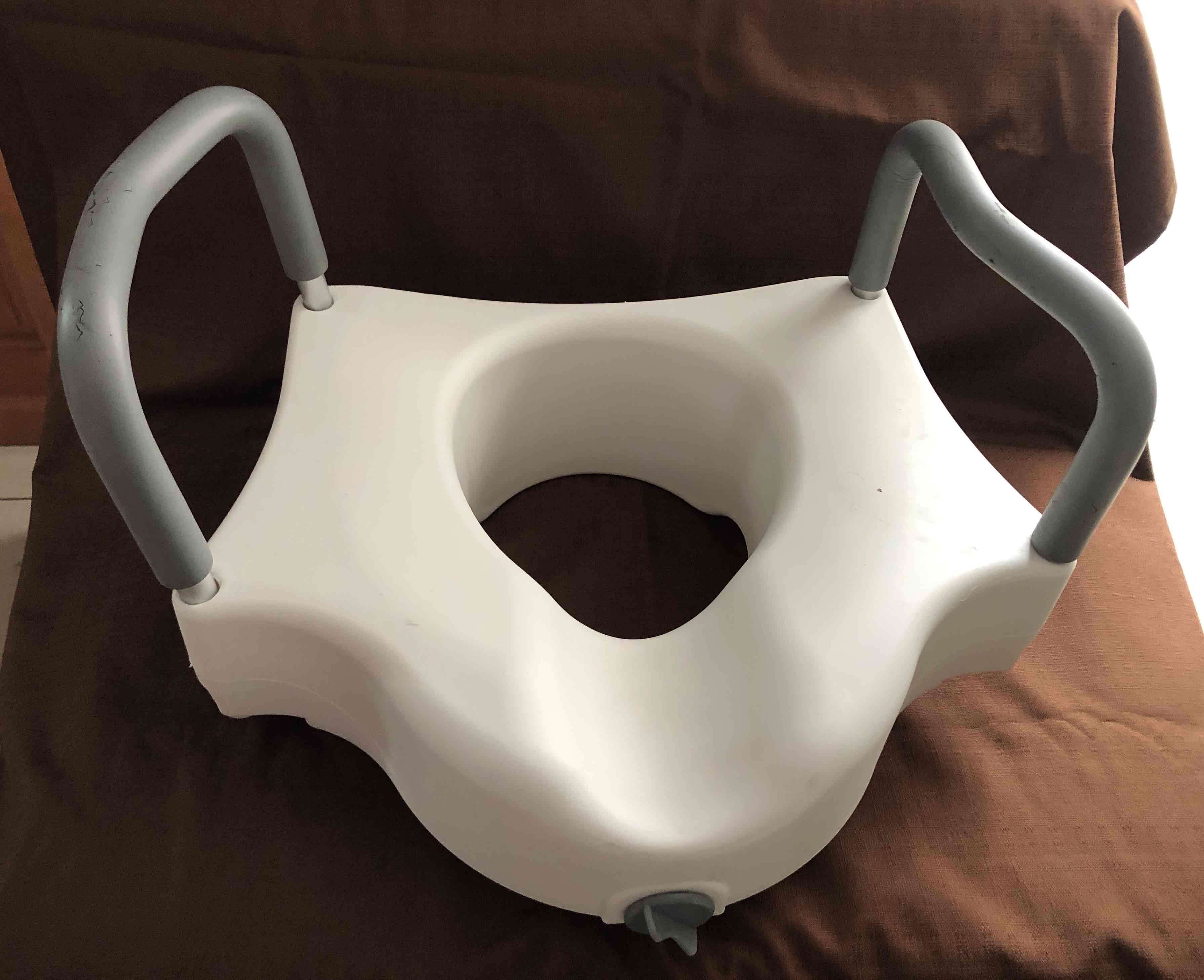 Elevador de baño con agarraderas - miniatura 1