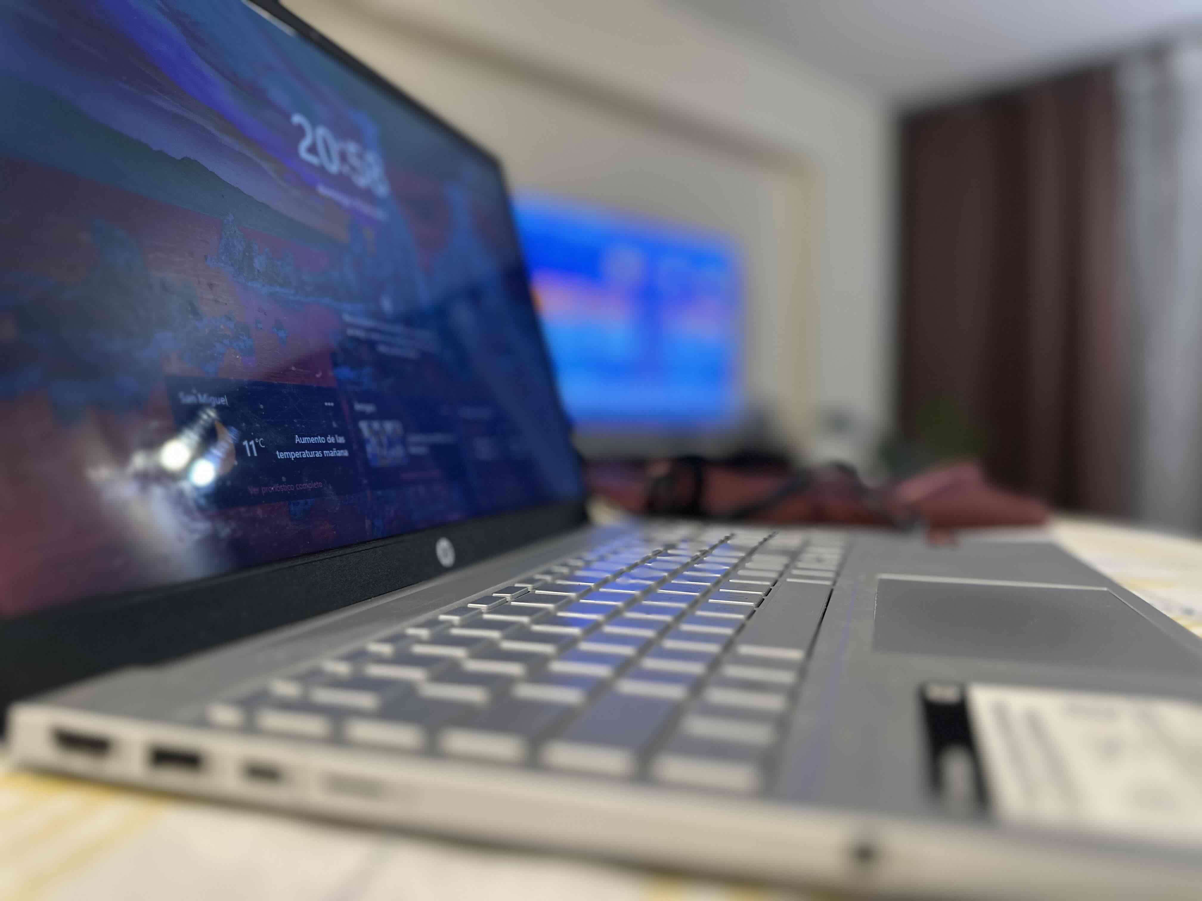 Notebook HP PAVILION 15” - miniatura 2