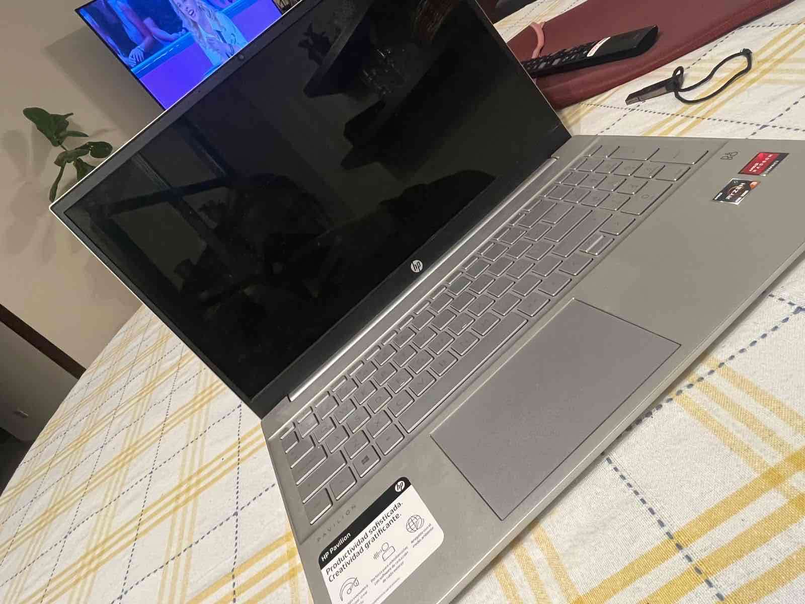 Notebook HP PAVILION 15” - miniatura 3