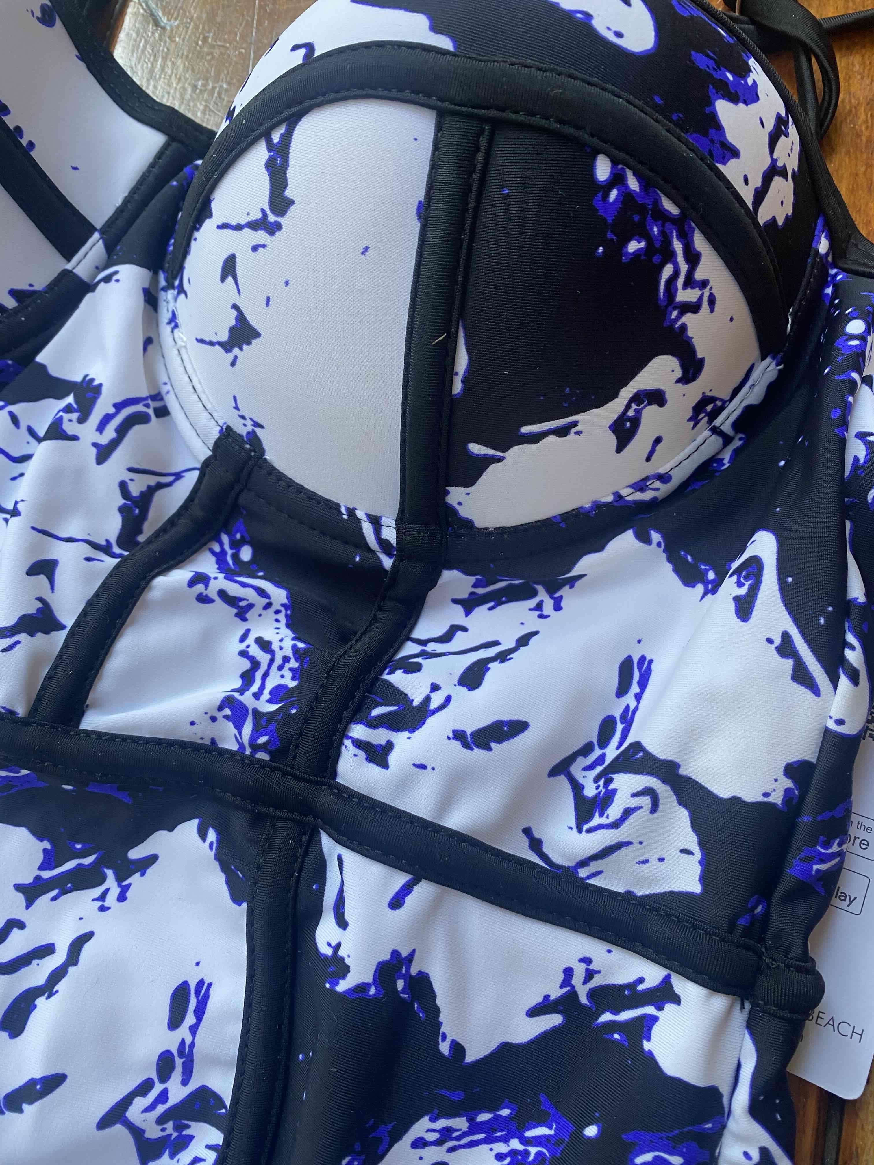 NUEVO Traje de baño estampado - miniatura 3