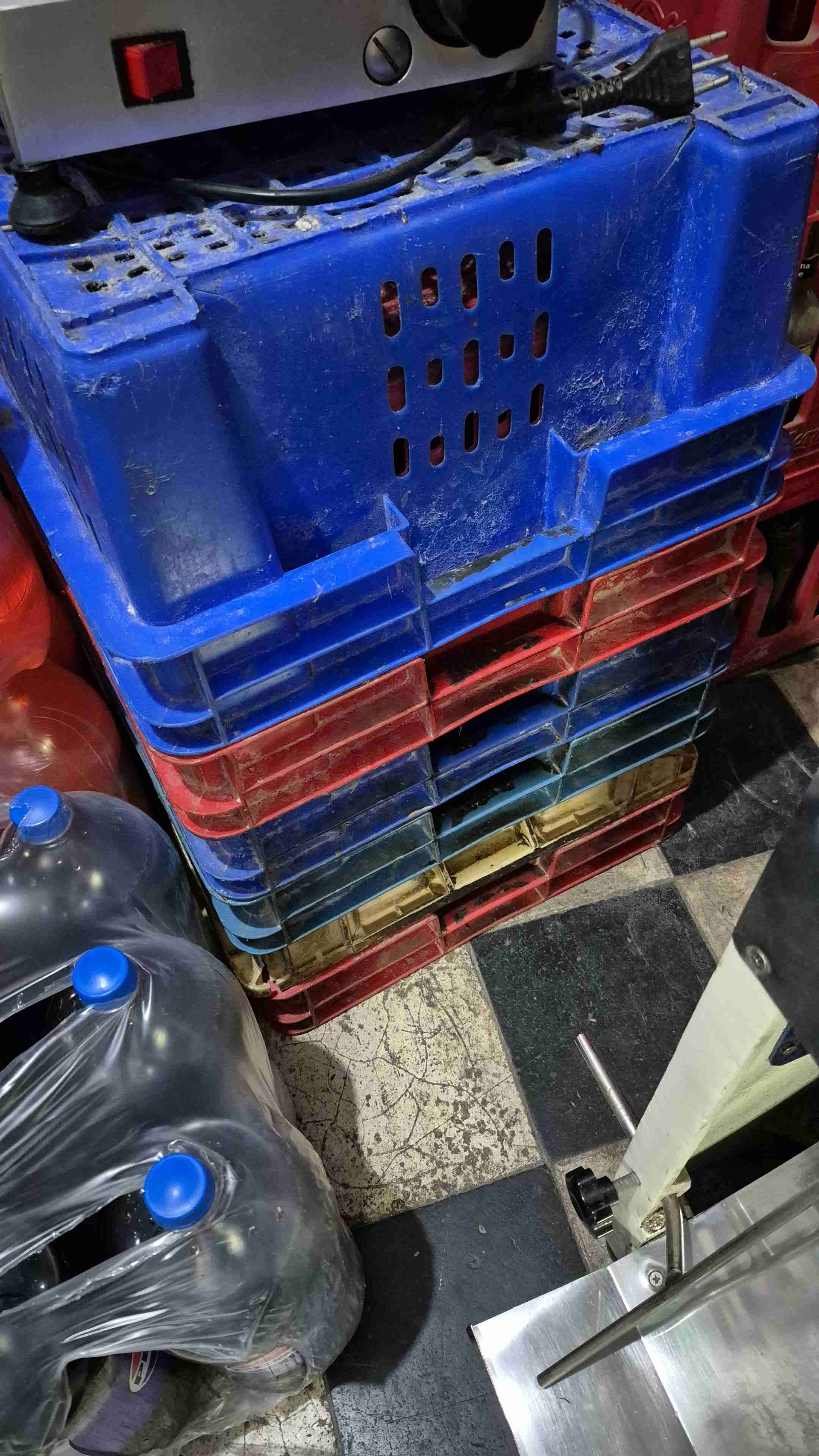 Cajas de plástico apilables - miniatura 2