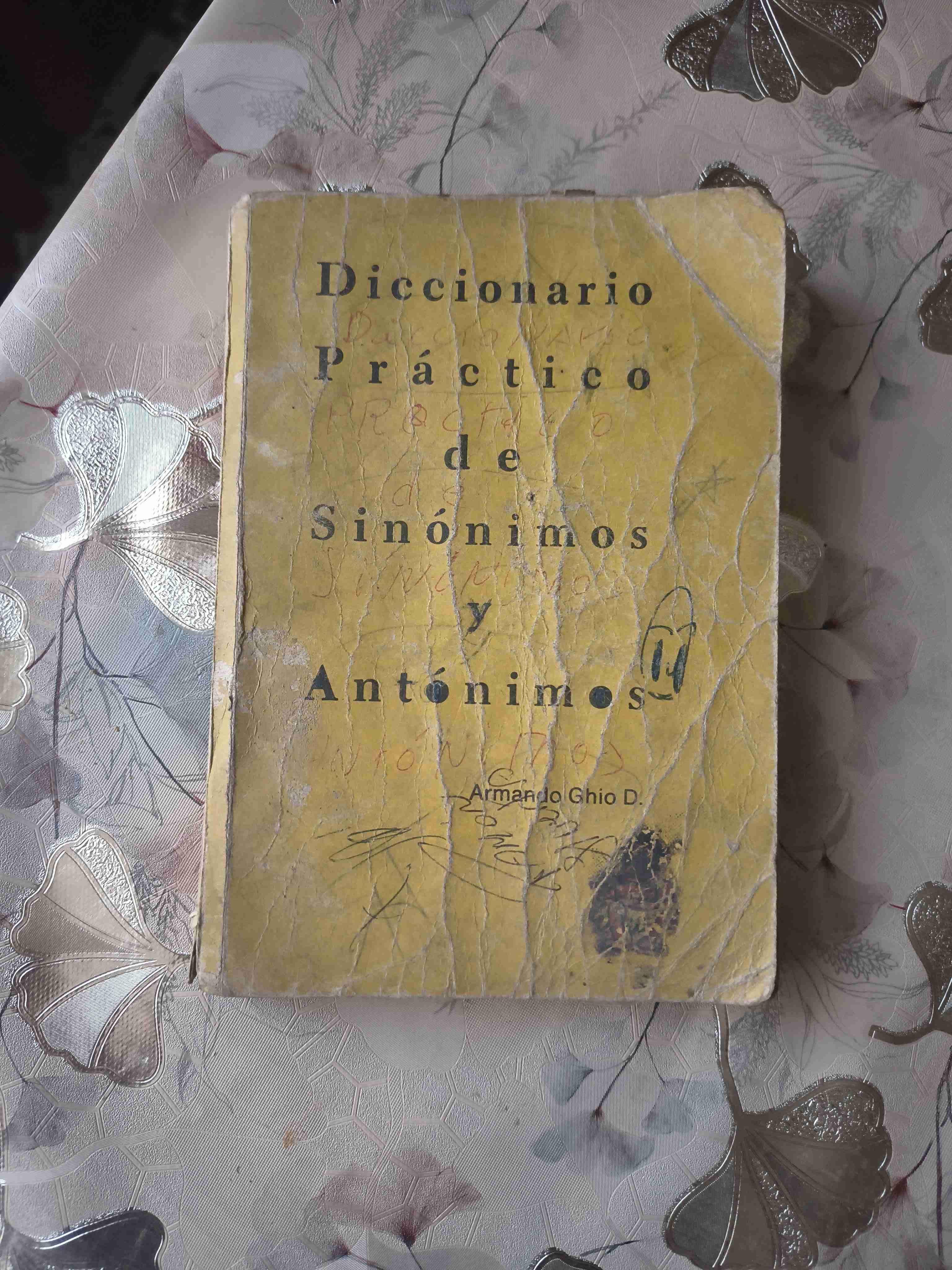 Diccionario práctico de sinónimos