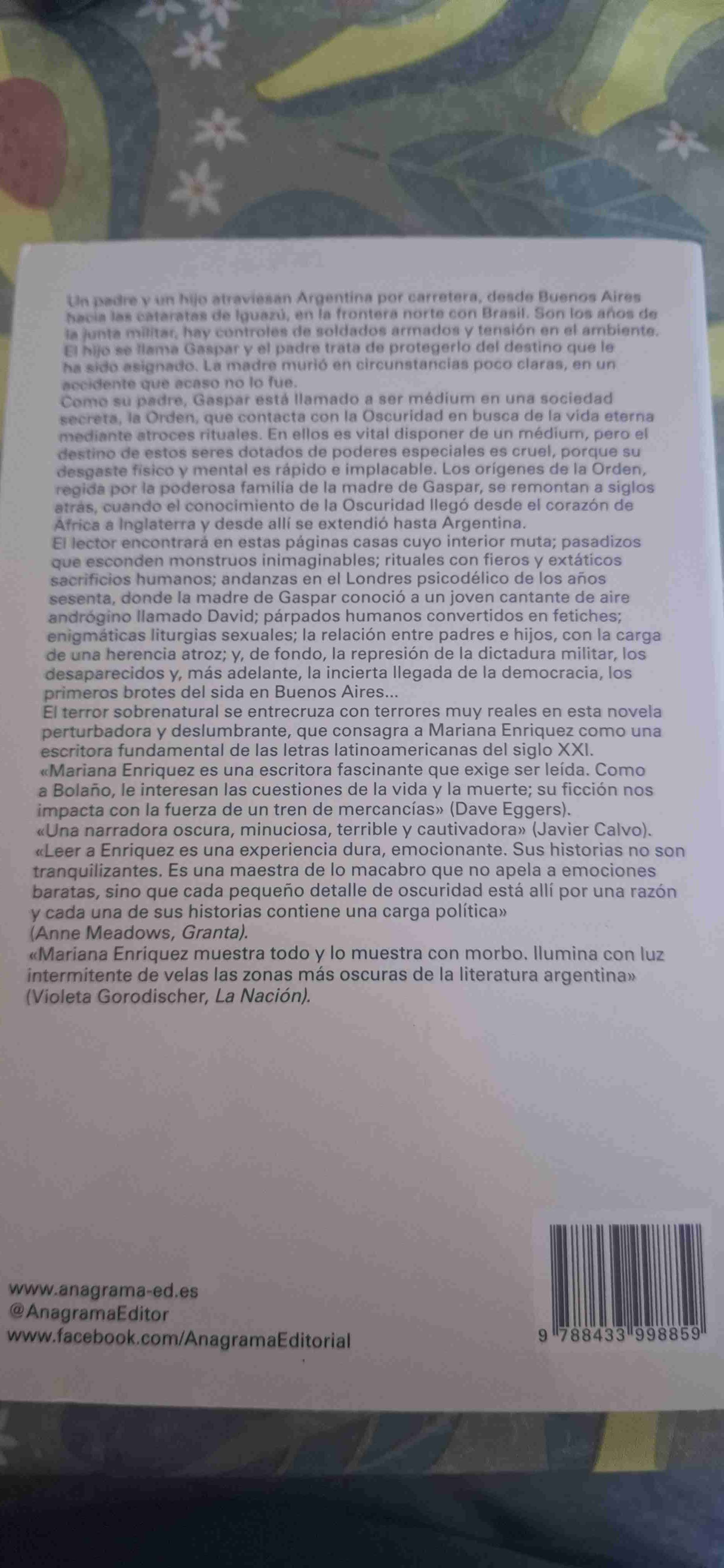 Libro 'Nuestra parte de noche' - miniatura 2