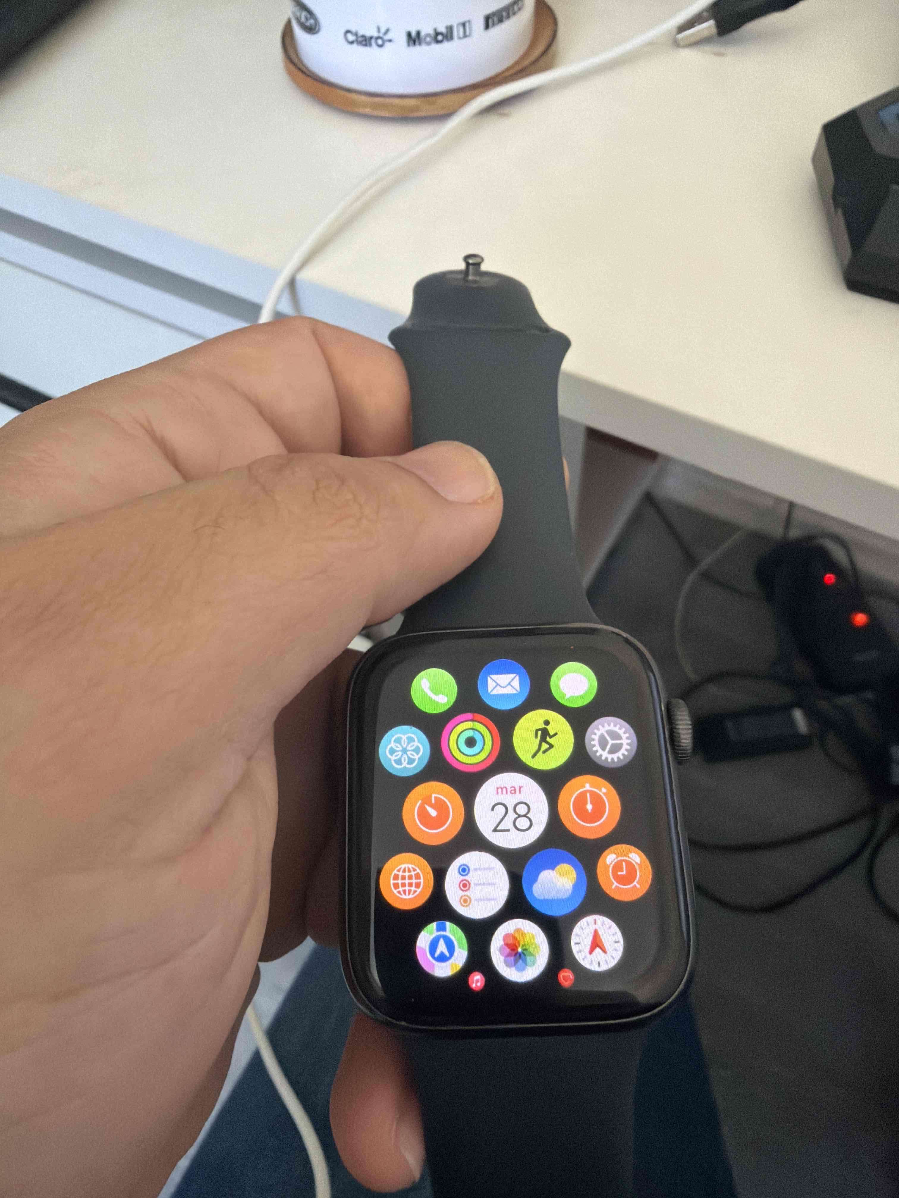 Apple watch SE 4mm gen1( pequeñas rayas en pantall - miniatura 6