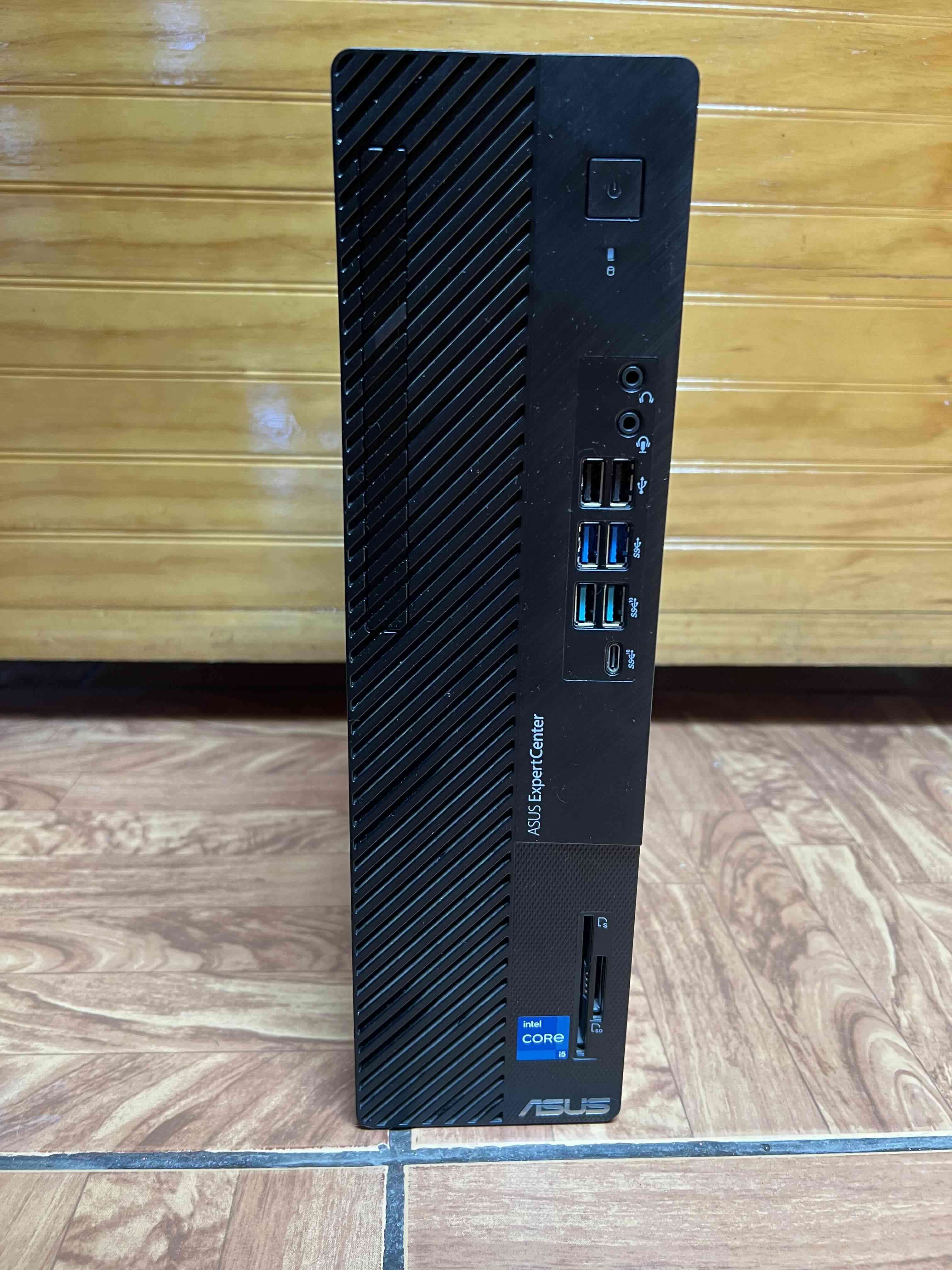 Computador Asus más mouse pantalla y teclado - miniatura 6