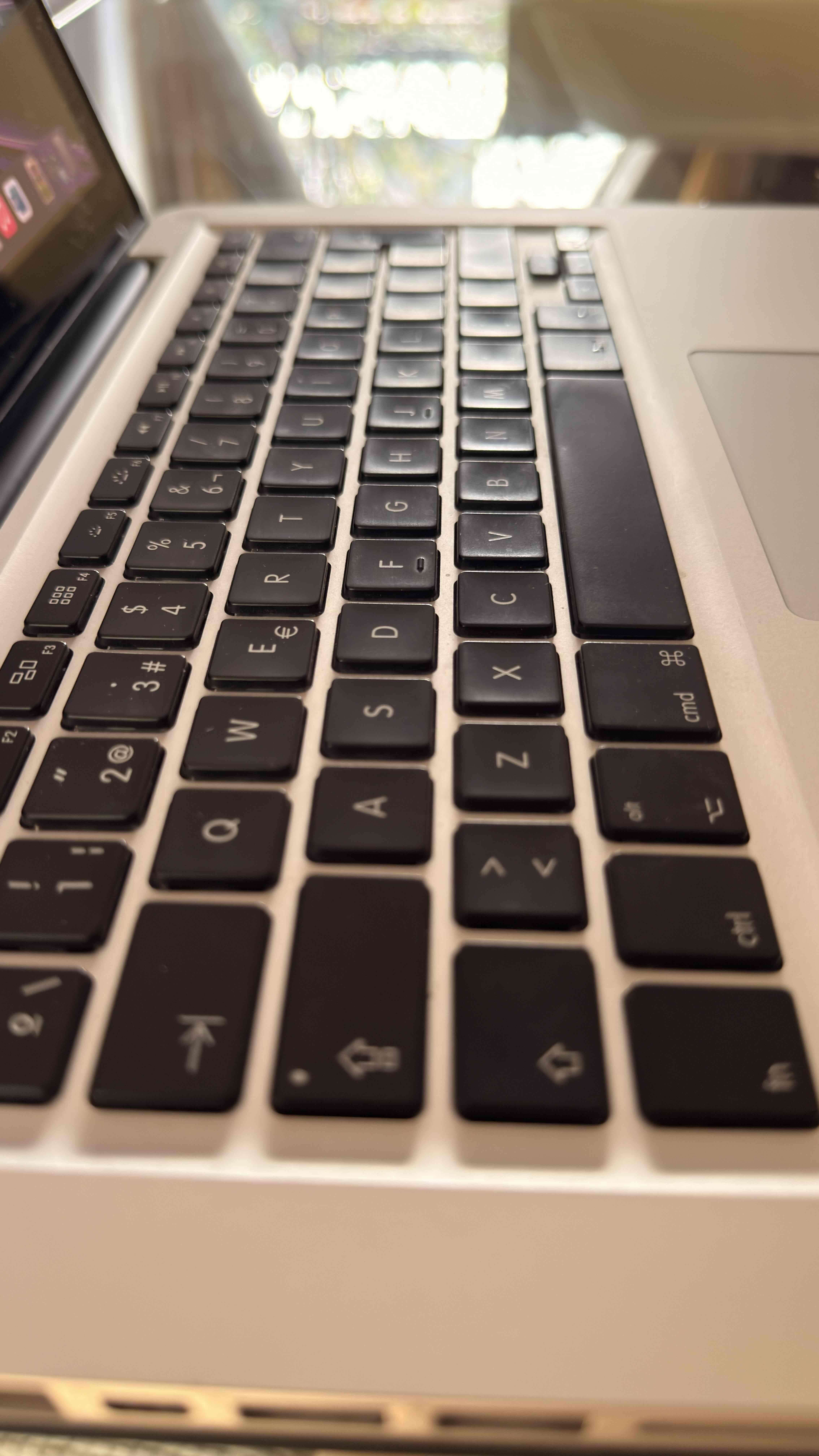 MacBook Pro 13 pulgadas - miniatura 2