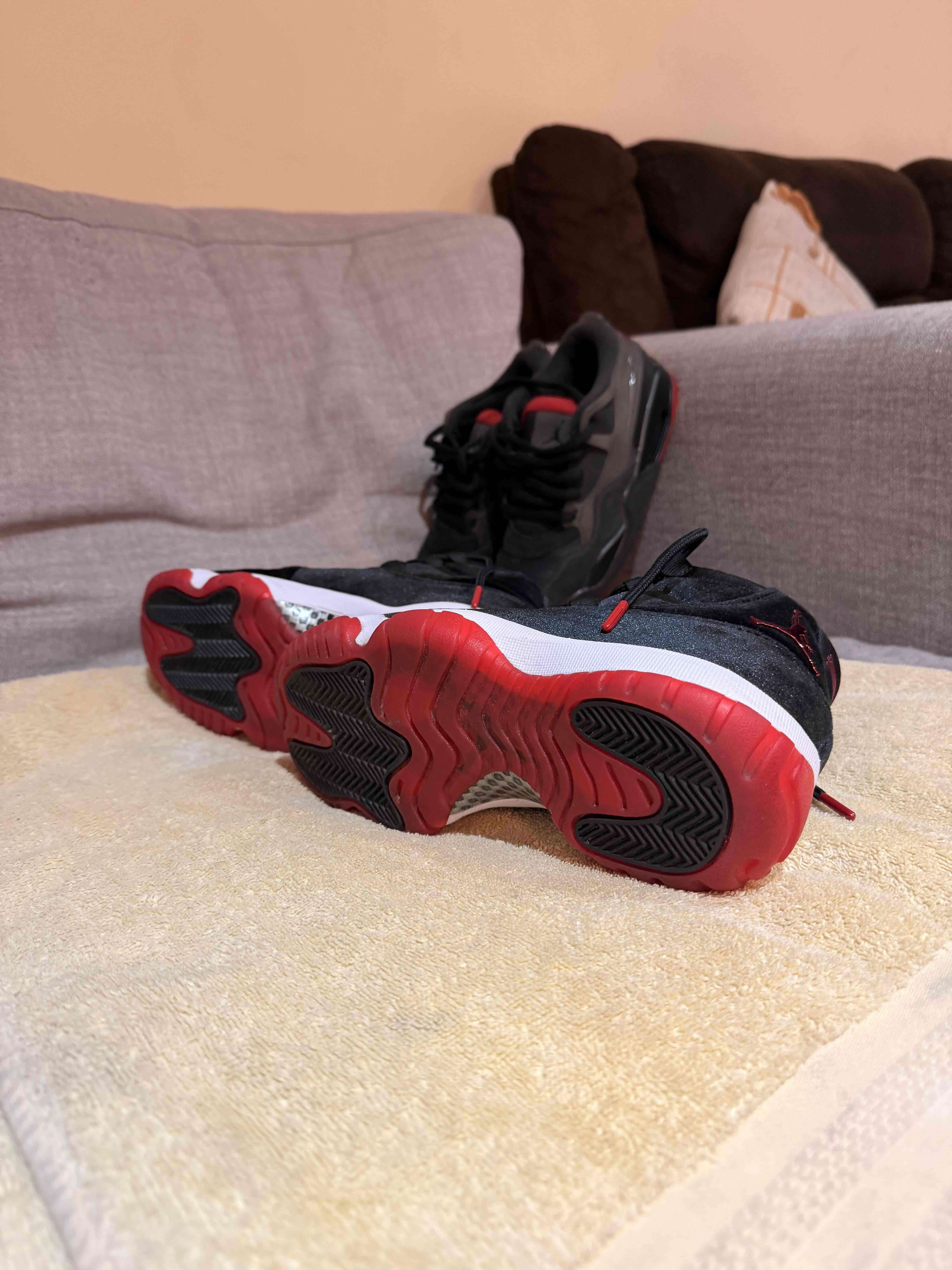 Zapatillas negras deportivas - miniatura 2