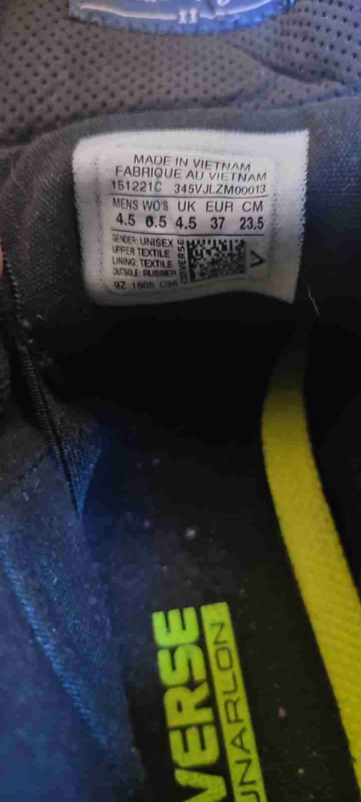 Zapatillas negras  convers nuevas - miniatura 3