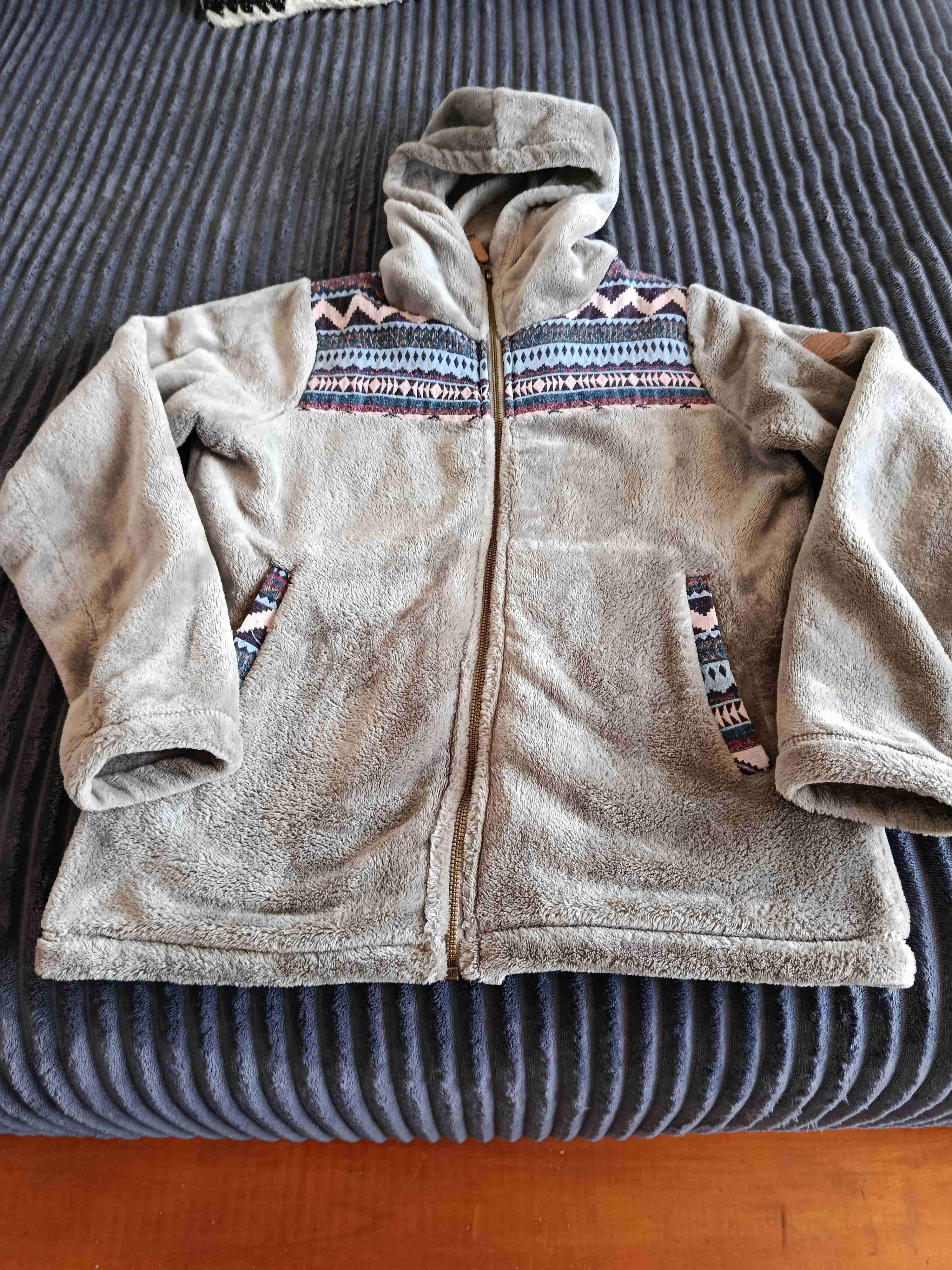 Poleron peludo talla XS color gris - miniatura 1