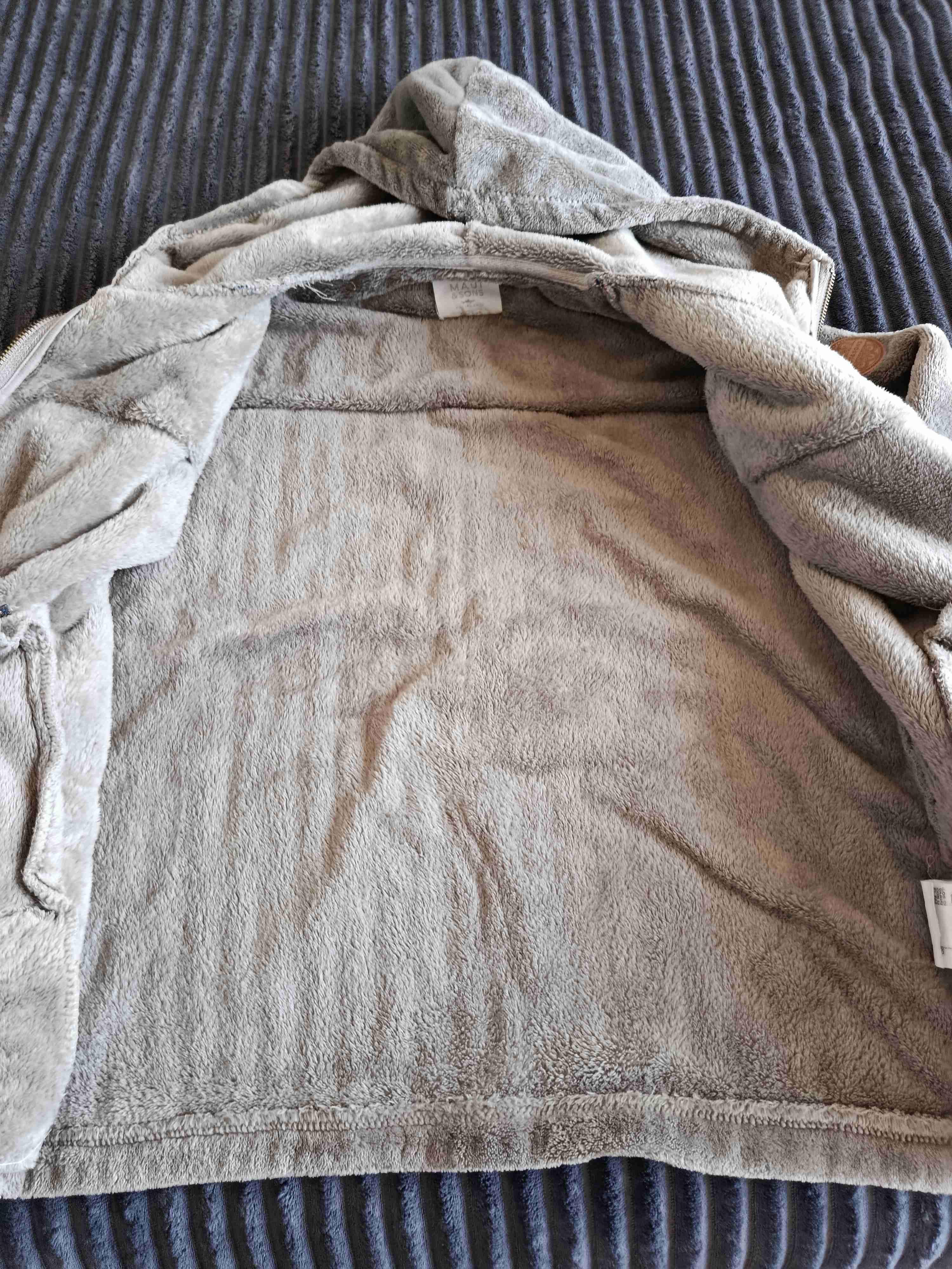 Poleron peludo talla XS color gris - miniatura 3