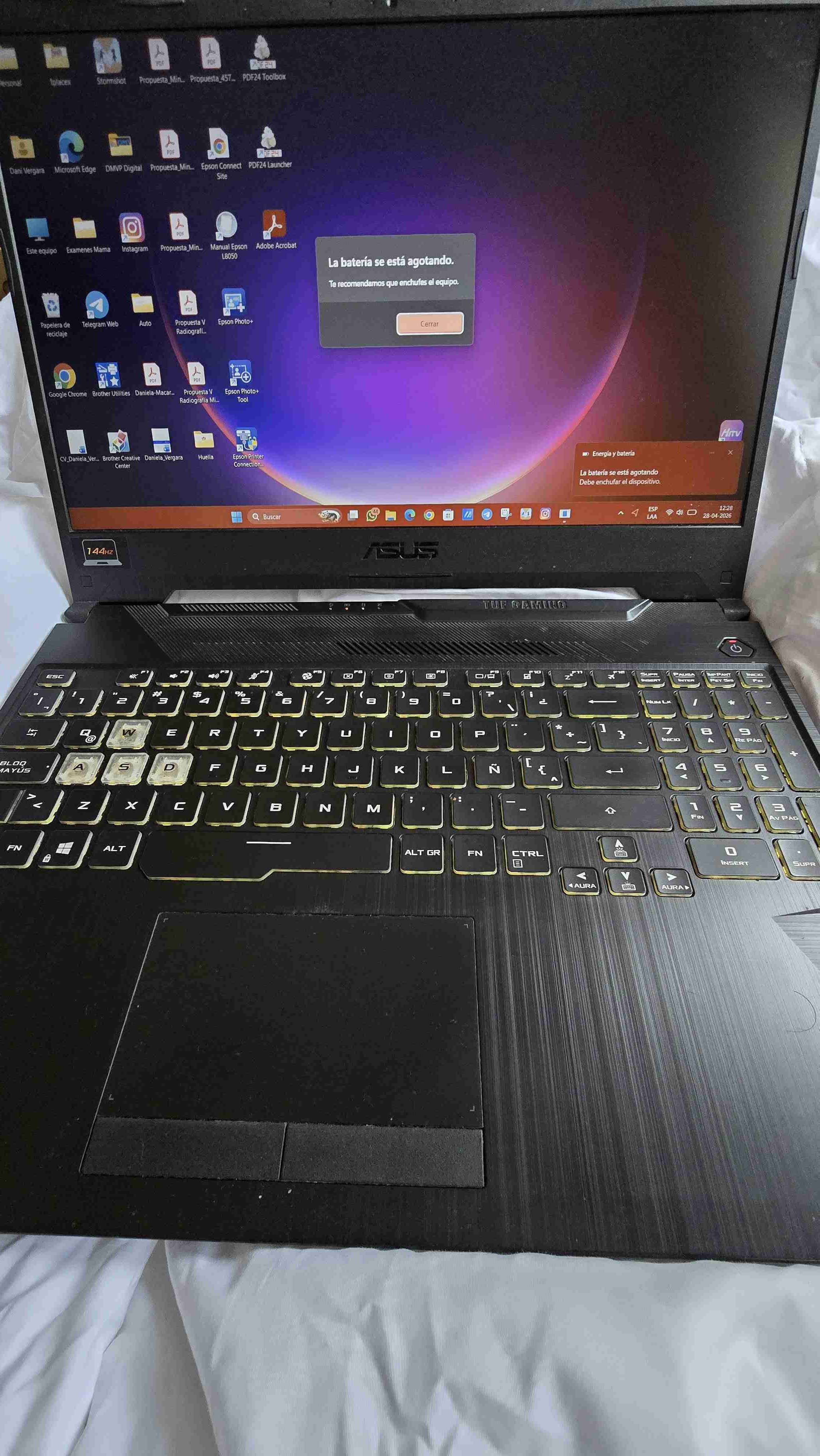 Laptop ASUS TUF Gaming 15.6" - miniatura 2