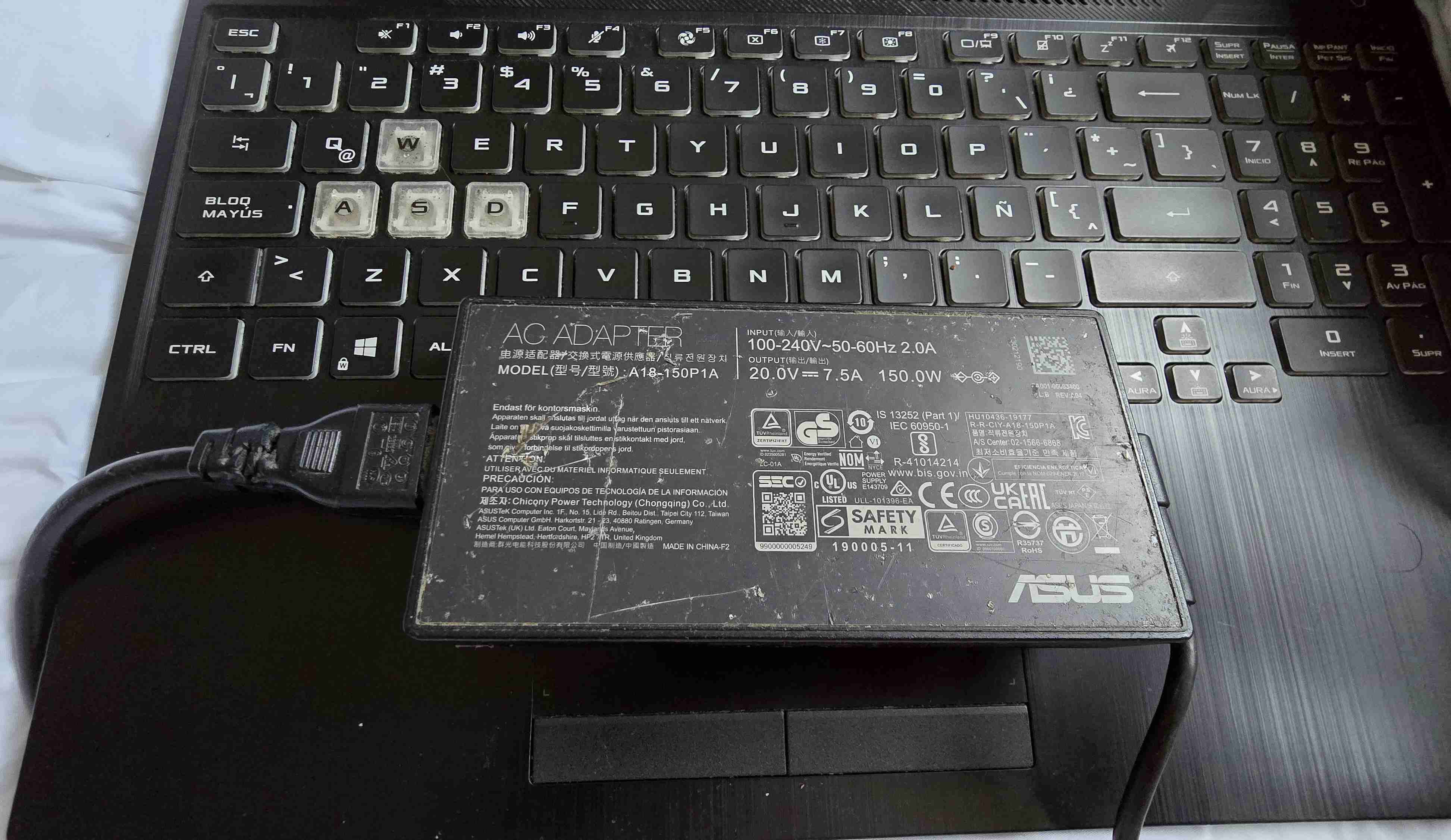 Laptop ASUS TUF Gaming 15.6" - miniatura 5