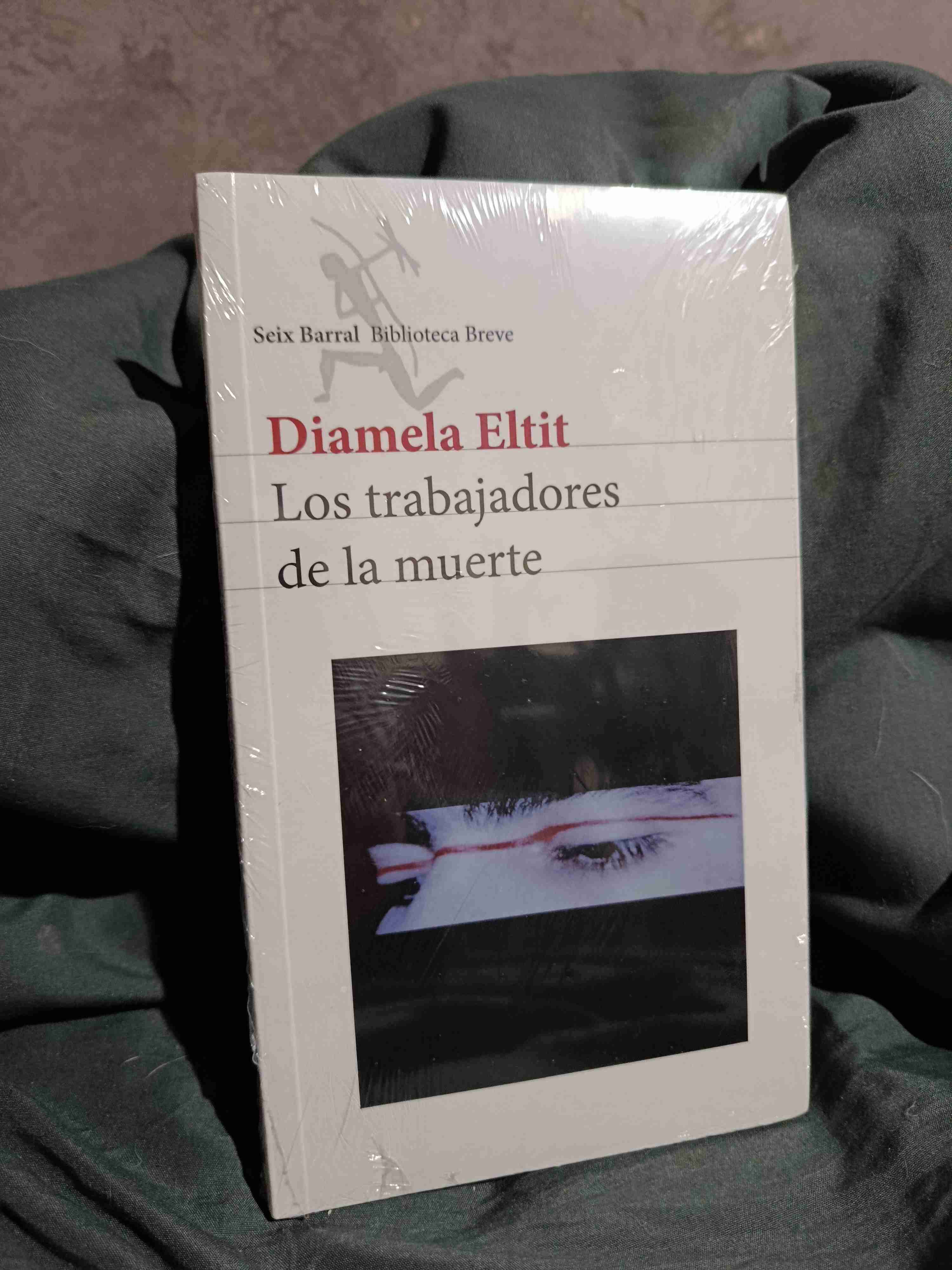 Libro 'Los trabajadores de la muerte'