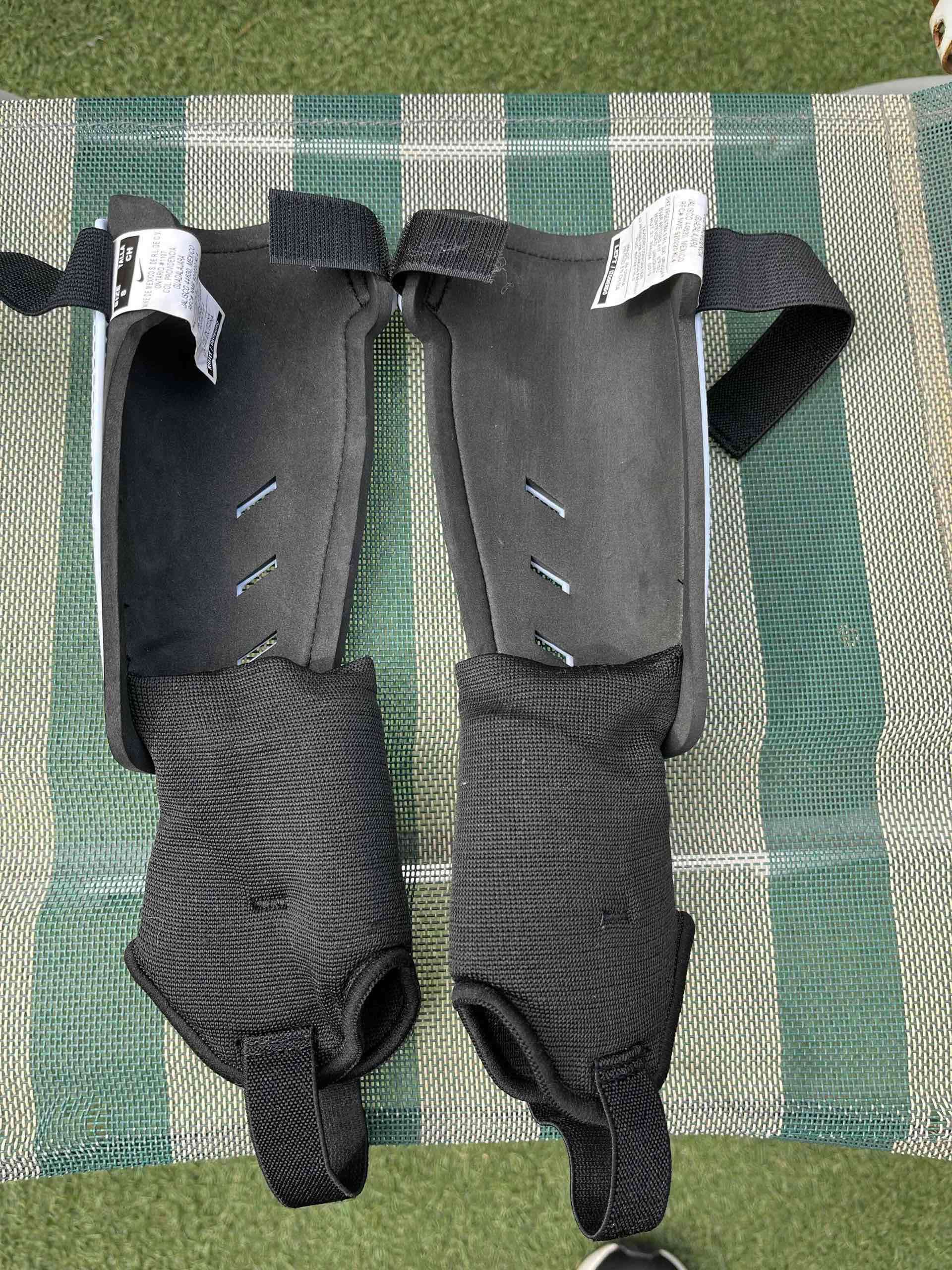 Canilleras Nike para niño - miniatura 2