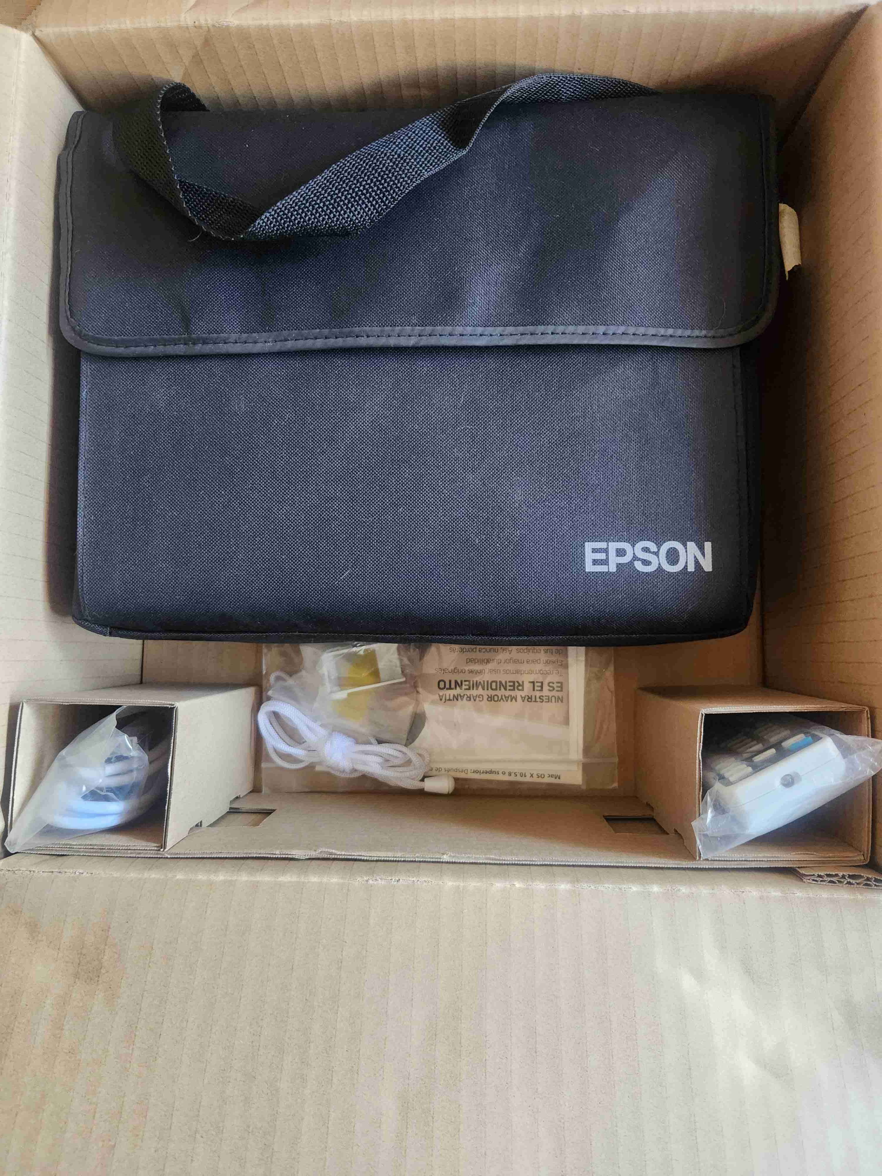 Proyector Epson S18+ telón - miniatura 4