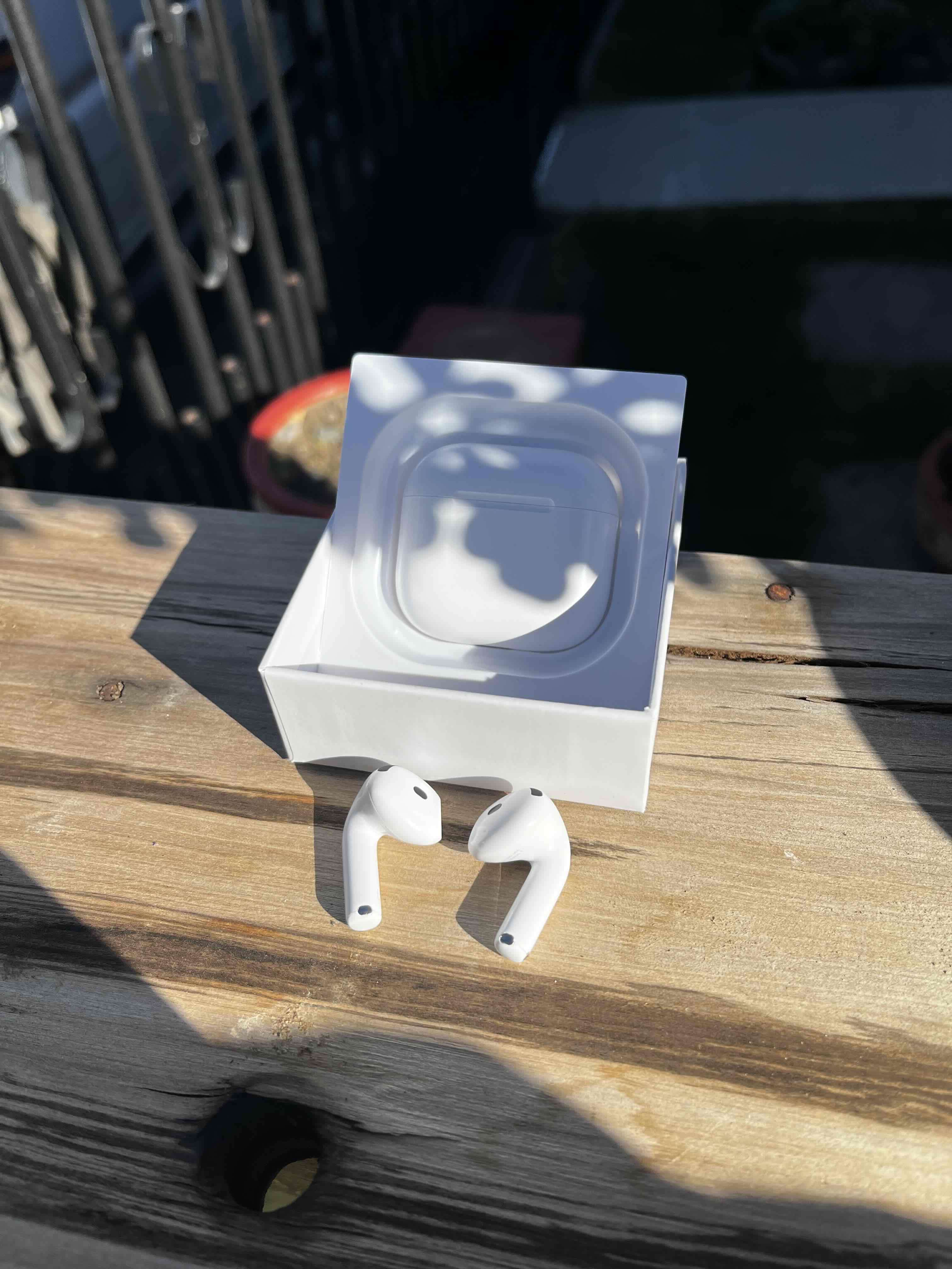 Audifonos blanco compact Apple - miniatura 2