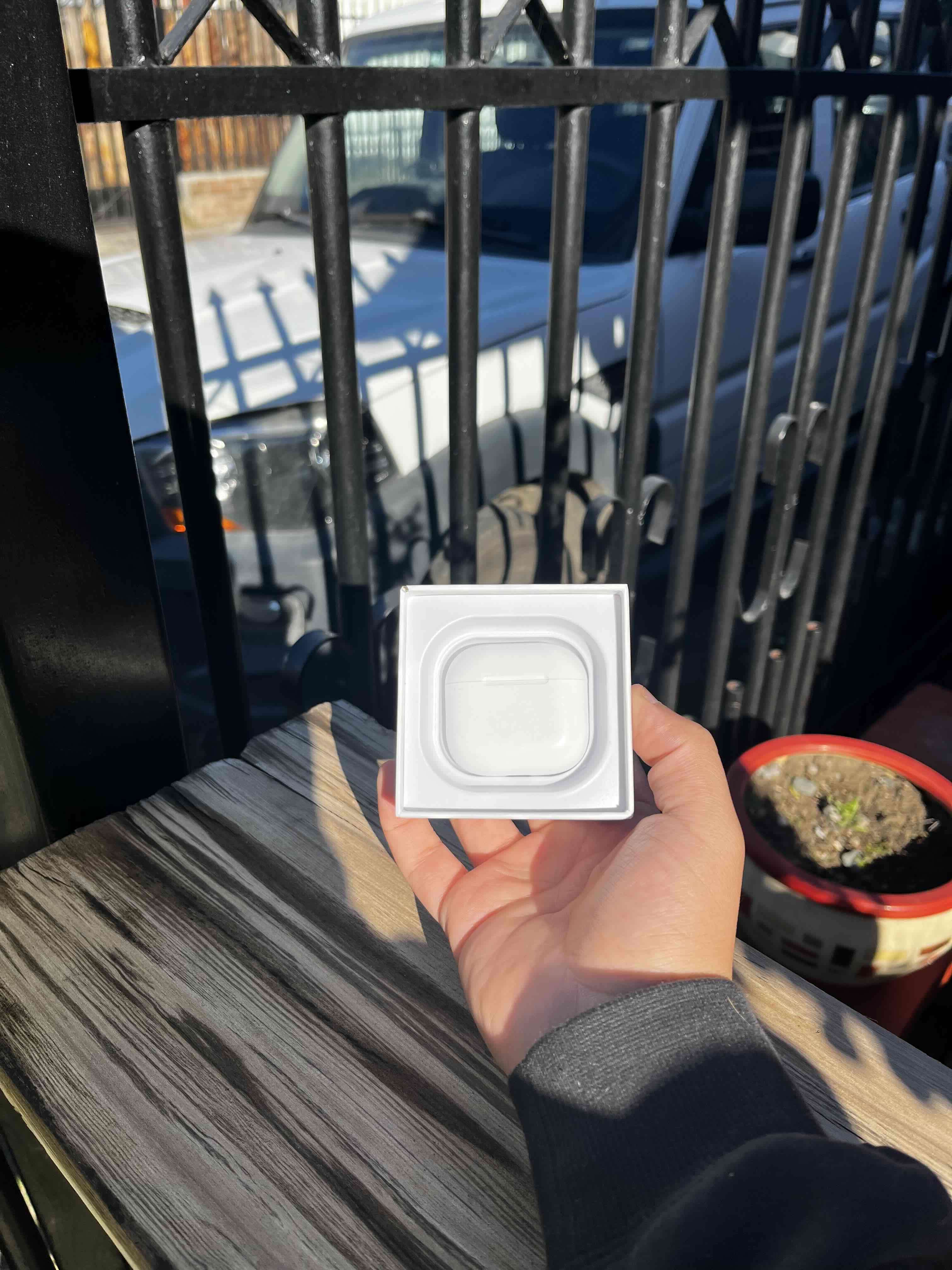 Audifonos blanco compact Apple - miniatura 3