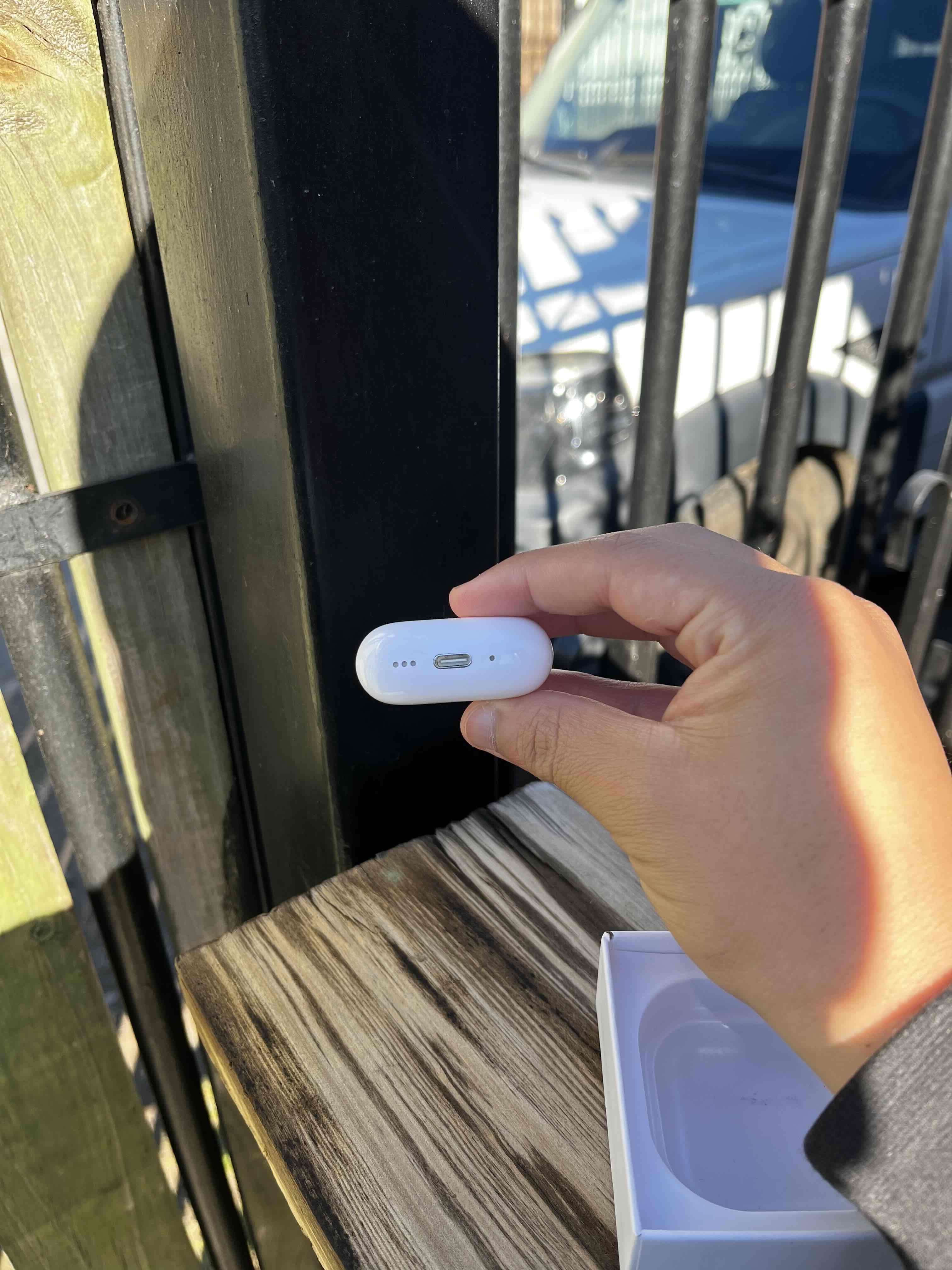 Audifonos blanco compact Apple - miniatura 4