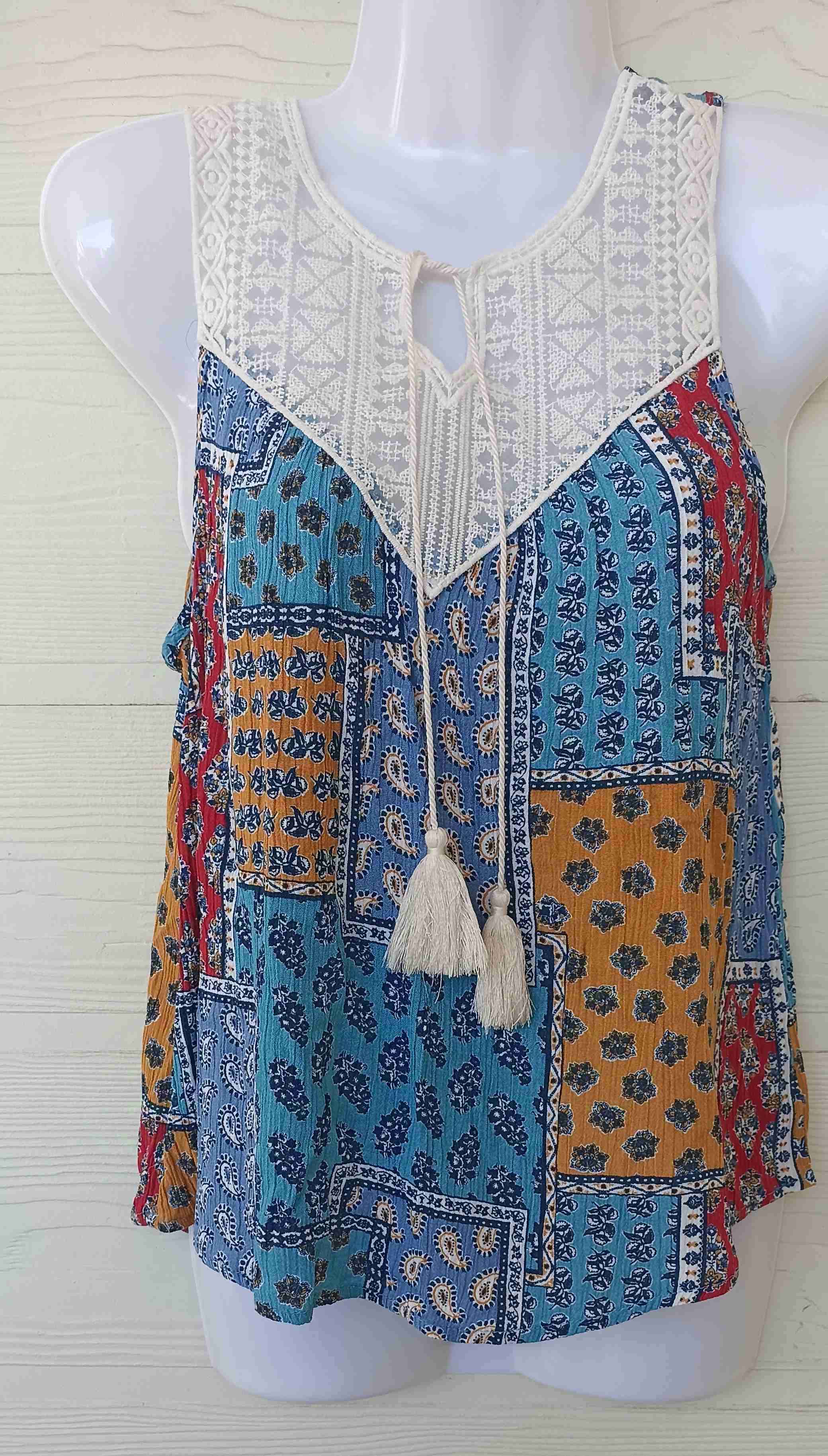 Blusa morada con diseño bohemio - miniatura 2