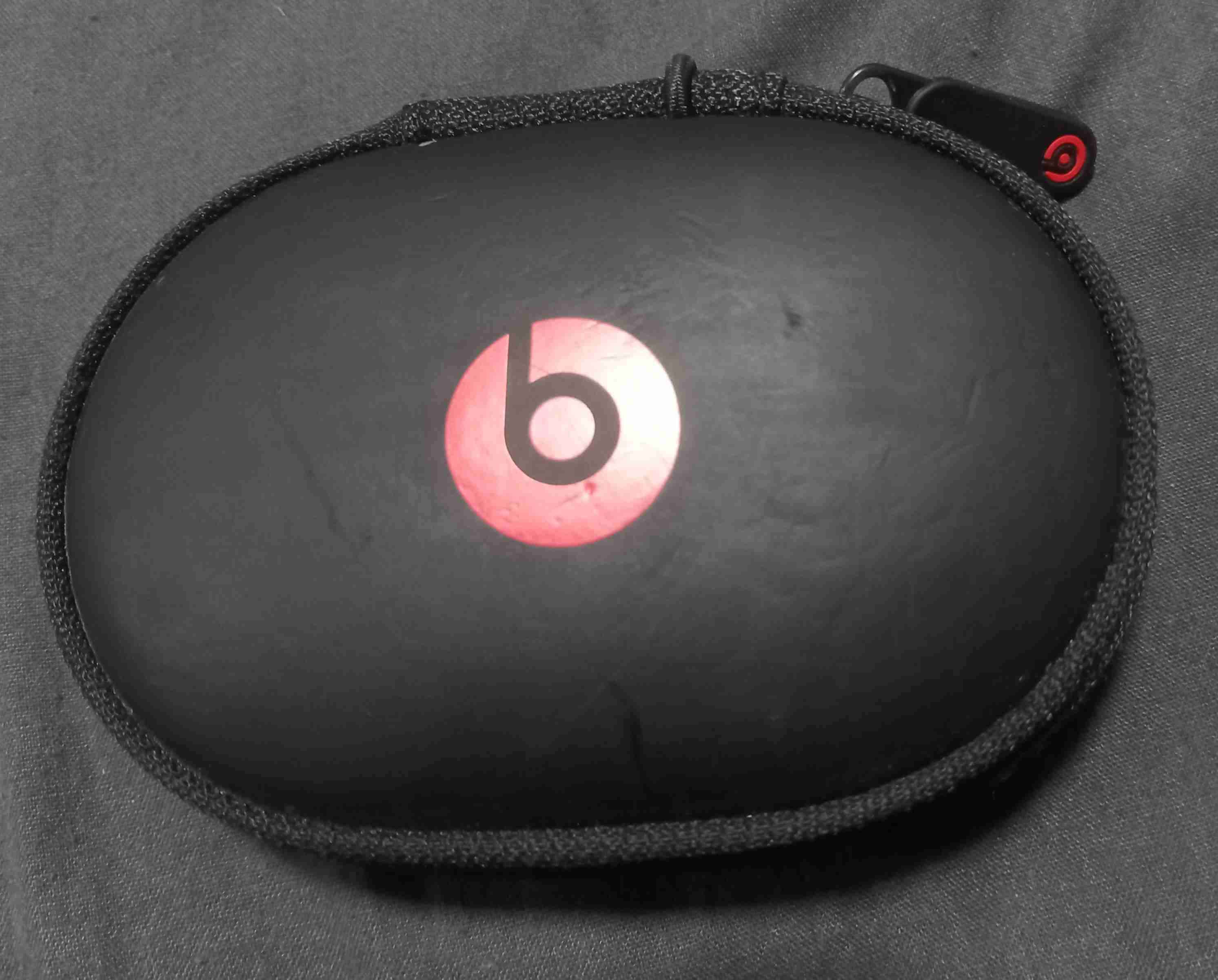 Auriculares deportivos blancos Powerbeats - miniatura 5