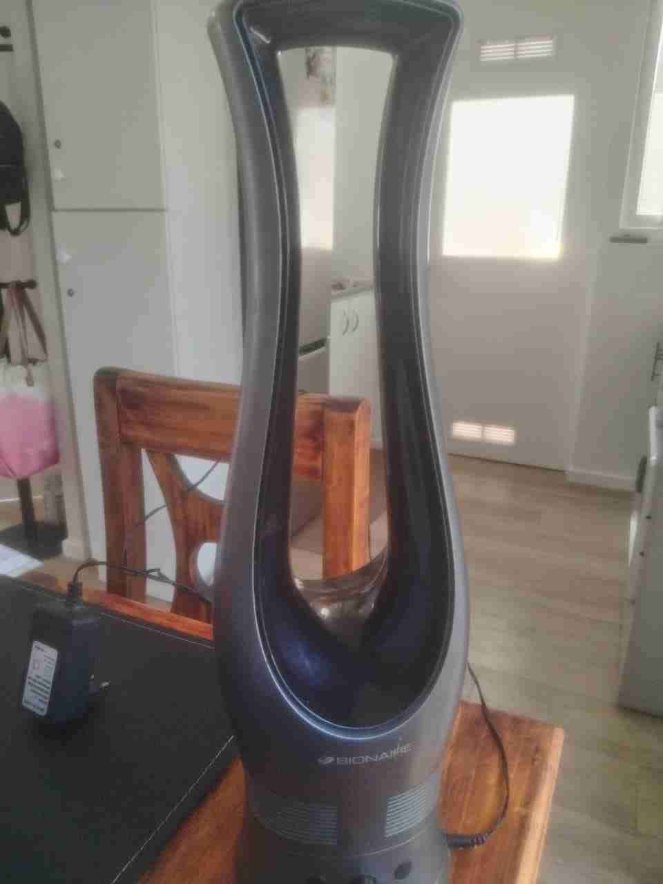 Mesa de centro madera y vidrio varios más. - miniatura 2