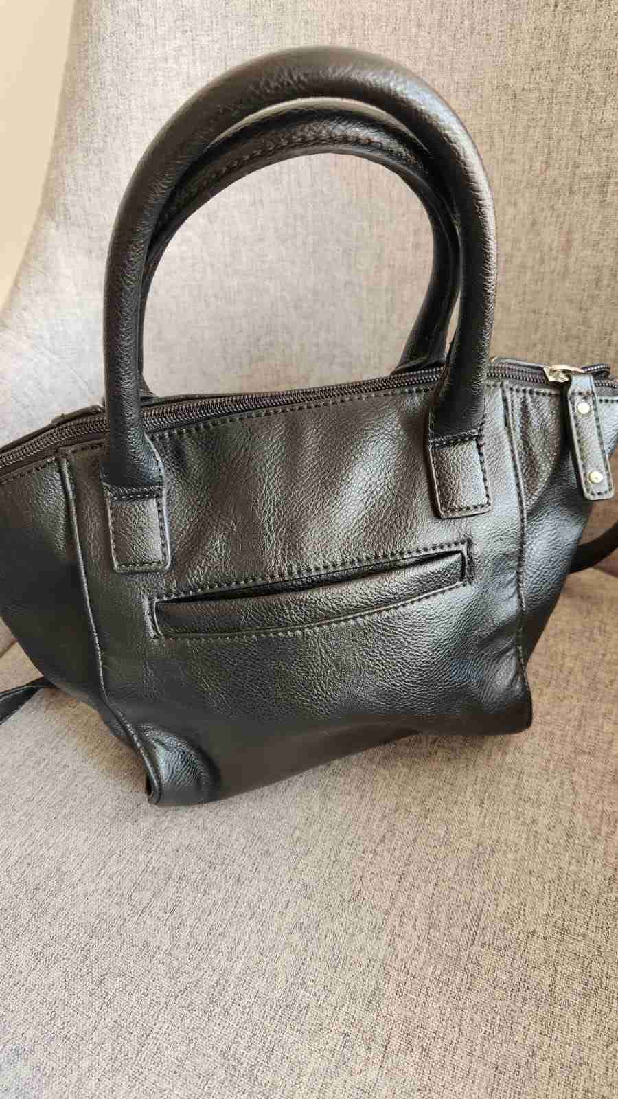 Cartera negra con tachas Nine West - miniatura 4