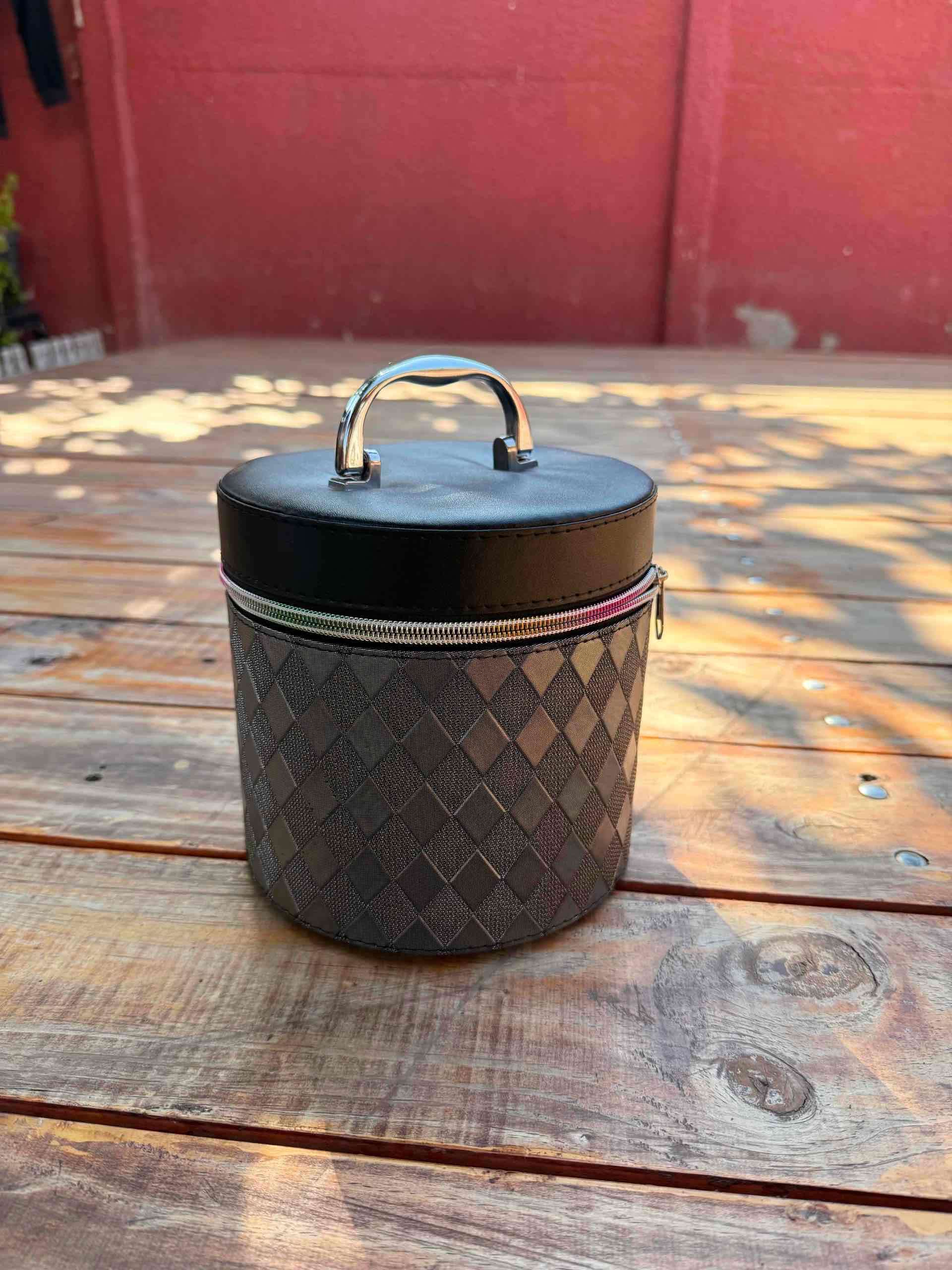 Caja cosmética de viaje - miniatura 3