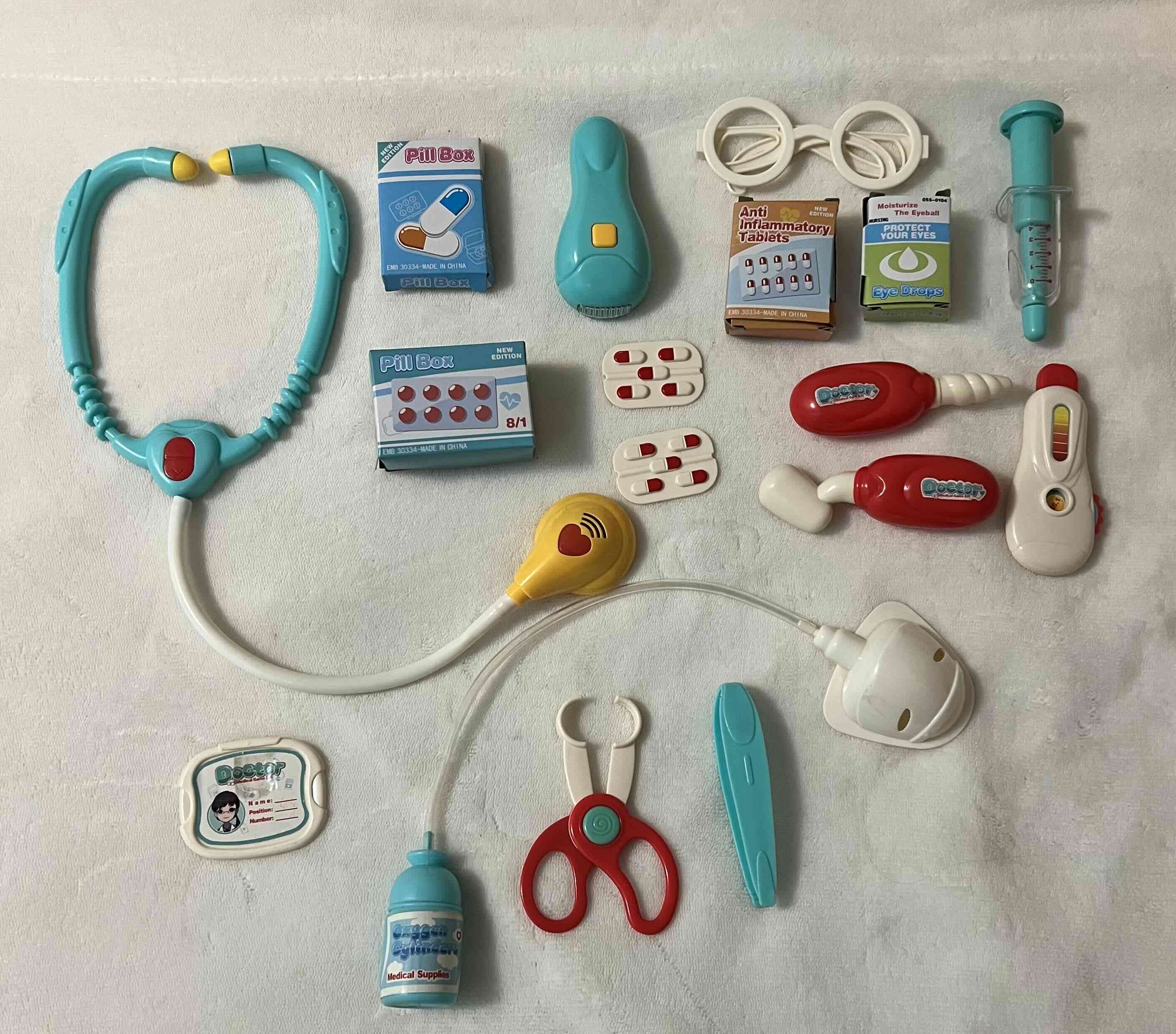 Set médico de juguete infantil - miniatura 2