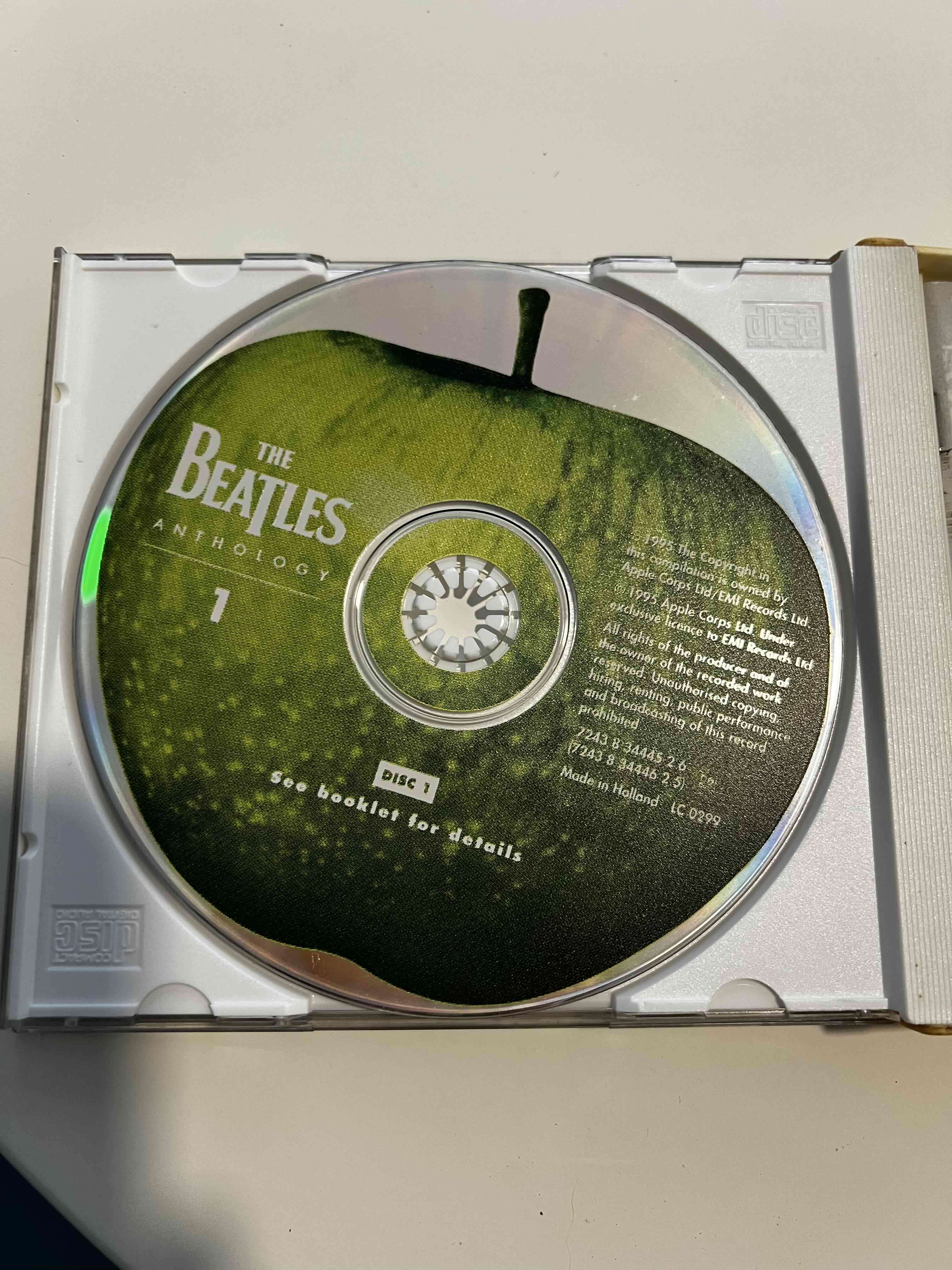 CD The Beatles Anthology 1 - miniatura 2
