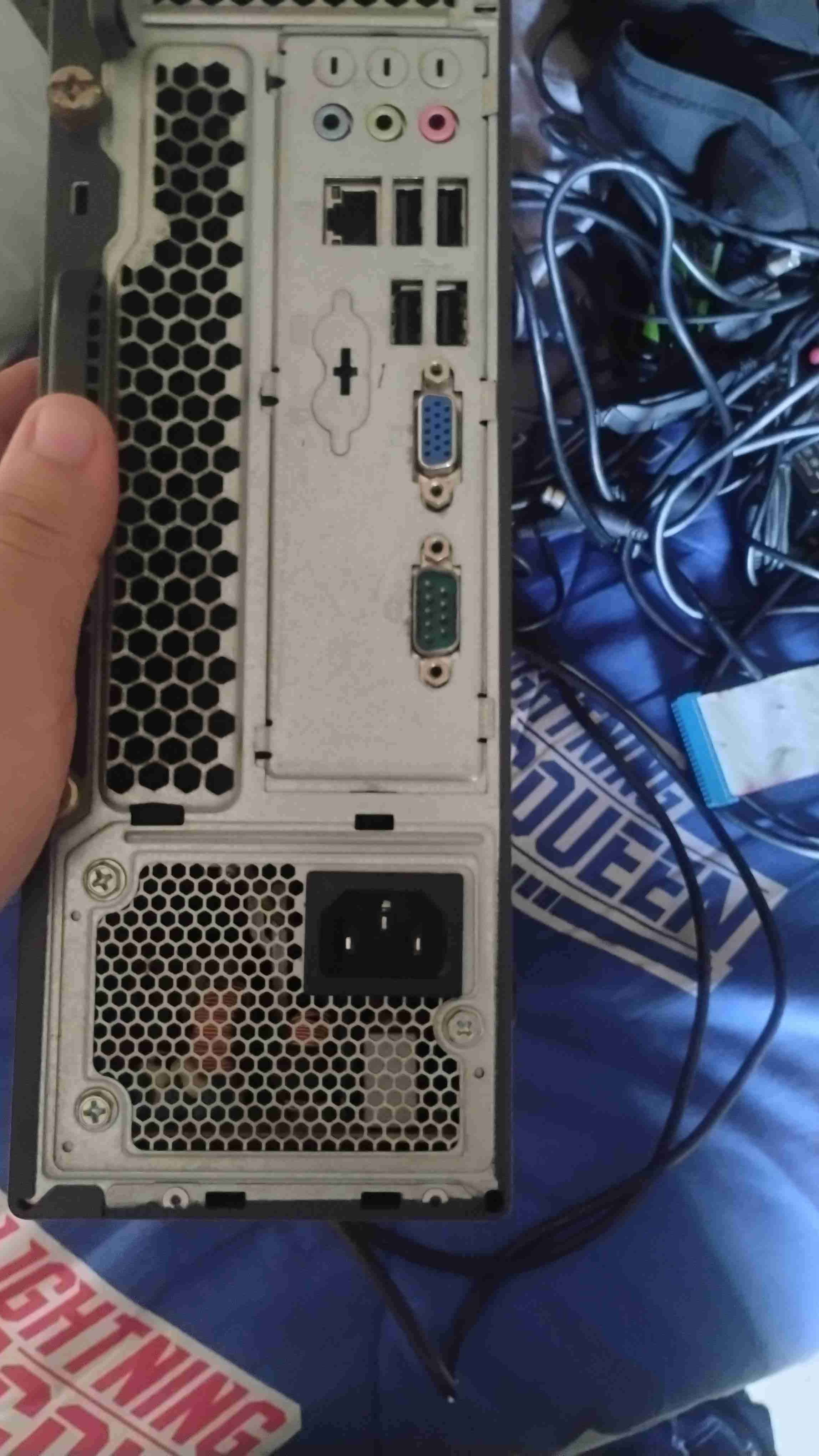 Monitor Lenovo ThinkVision - miniatura 3