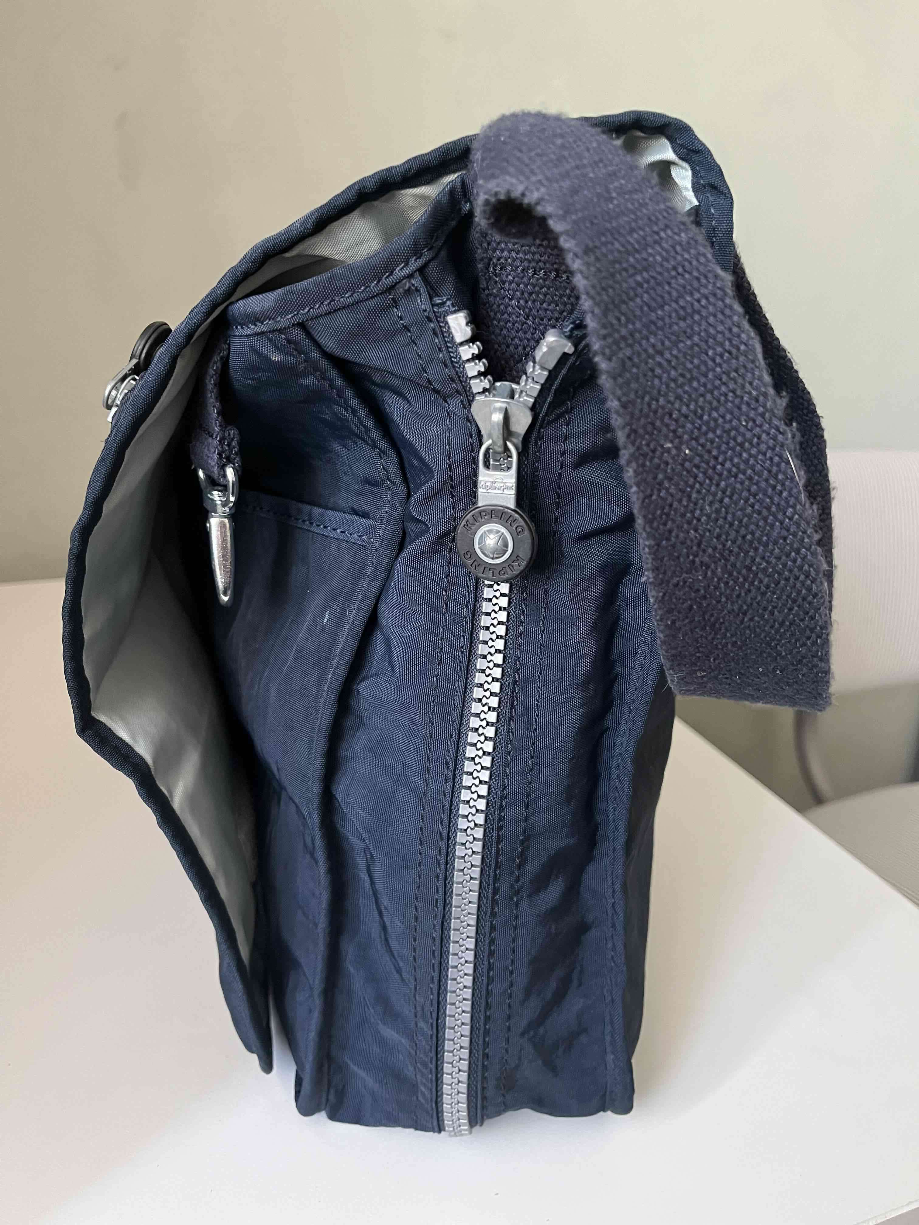 Bandolera Kipling azul oscuro - miniatura 5