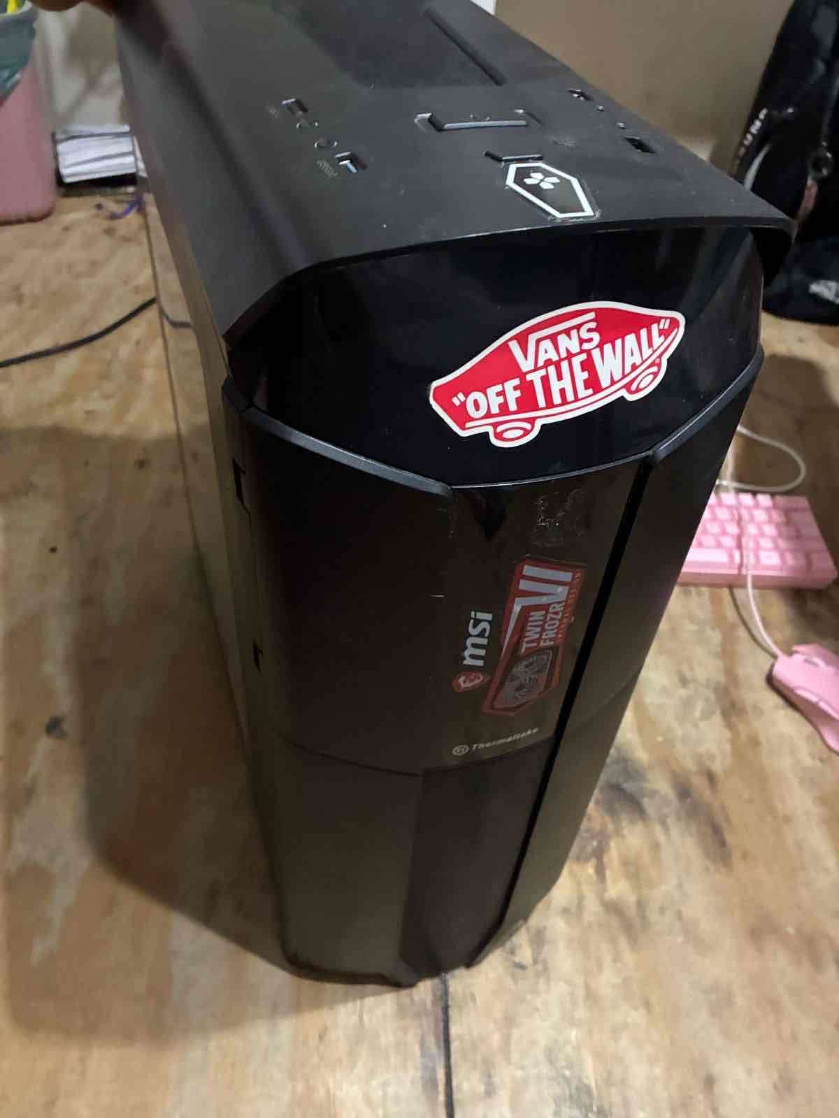 Torre de PC MSI Gaming