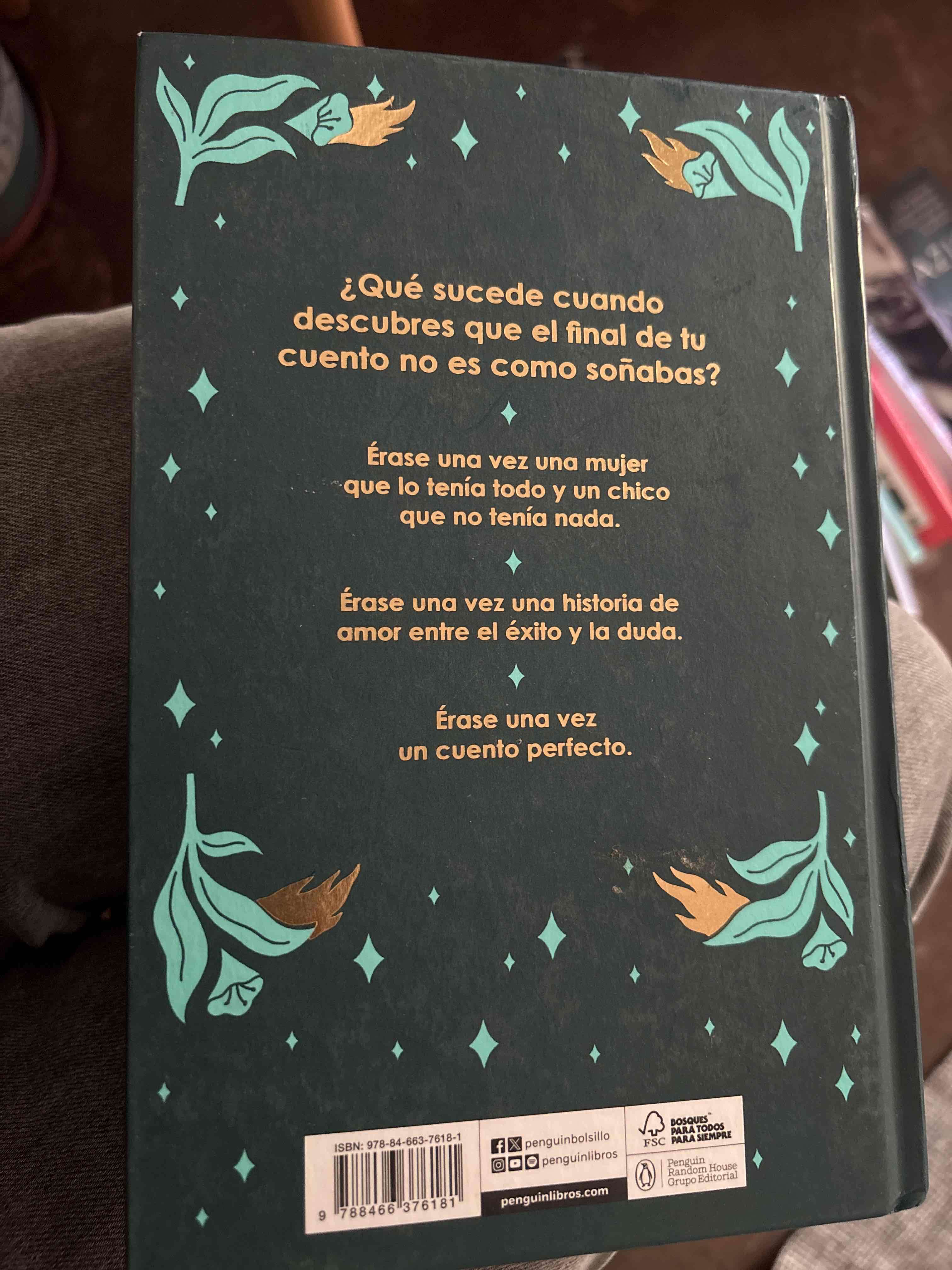Libro 'Un Cuento Perfecto' Edición Limitada - miniatura 2