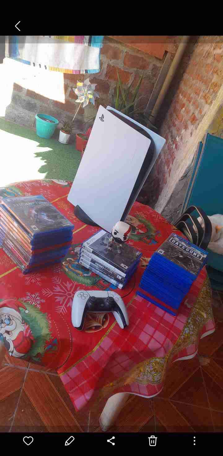Consola PS5 con juegos y control