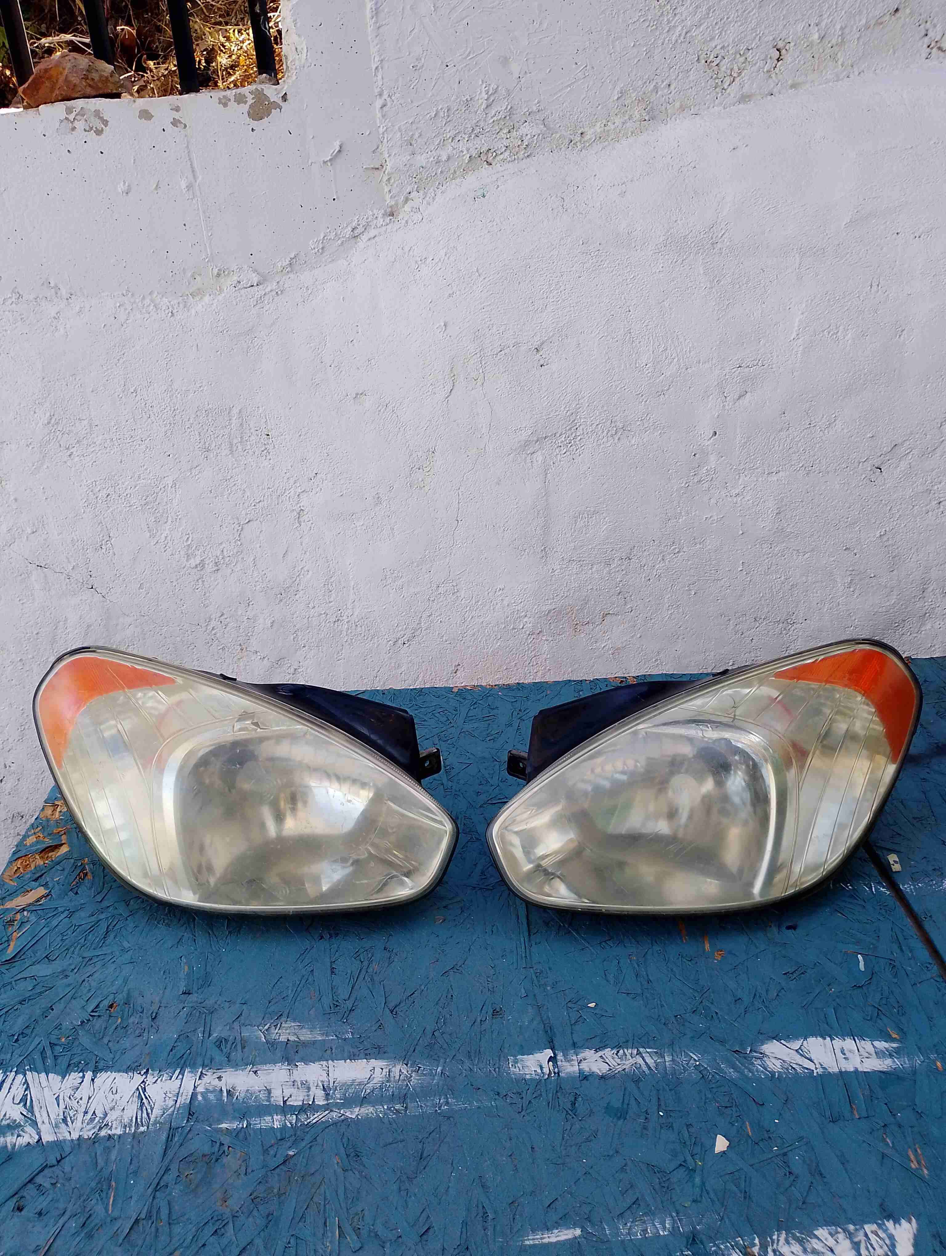 Focos Hyundai - miniatura 1