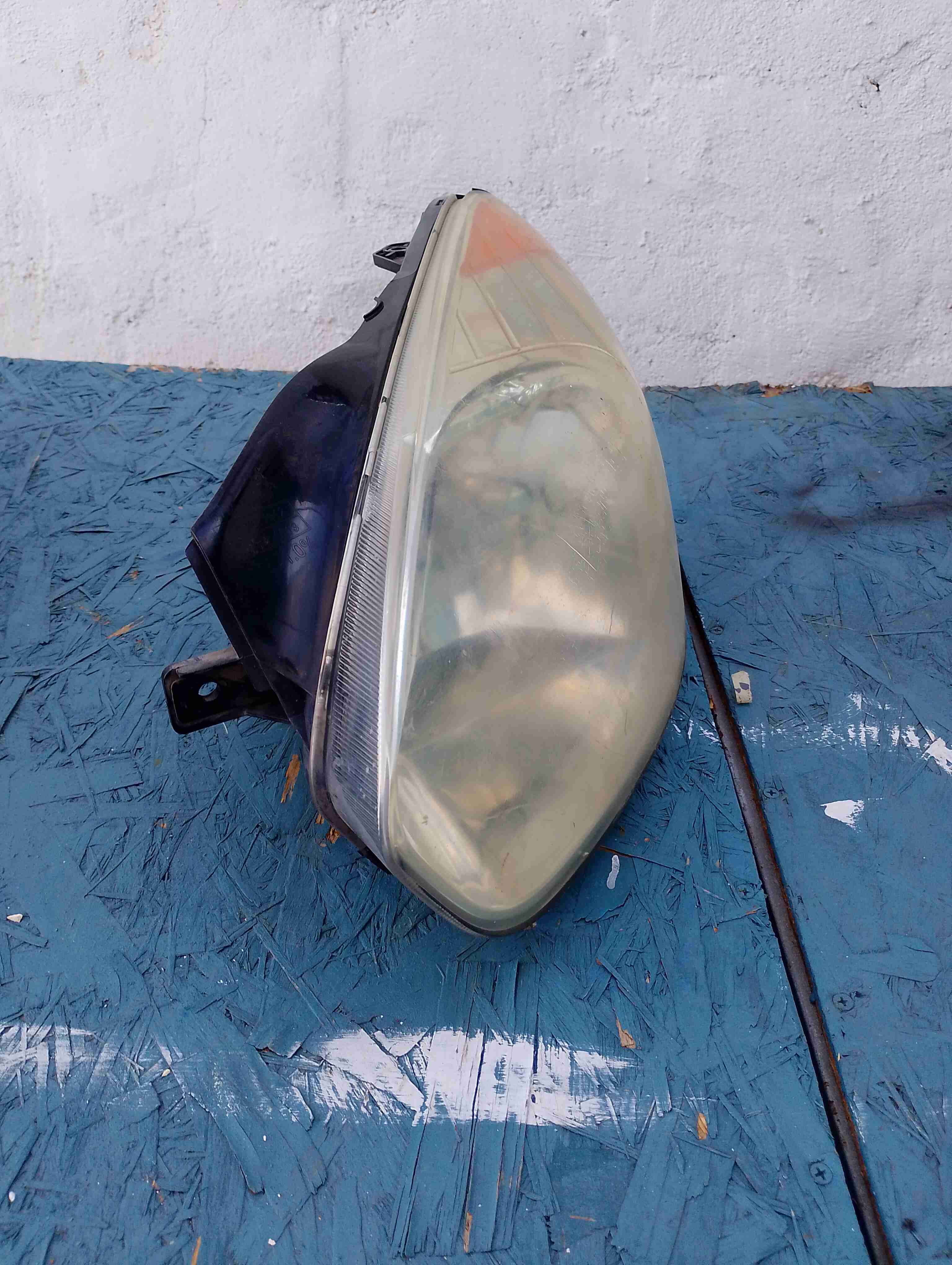 Focos Hyundai - miniatura 2