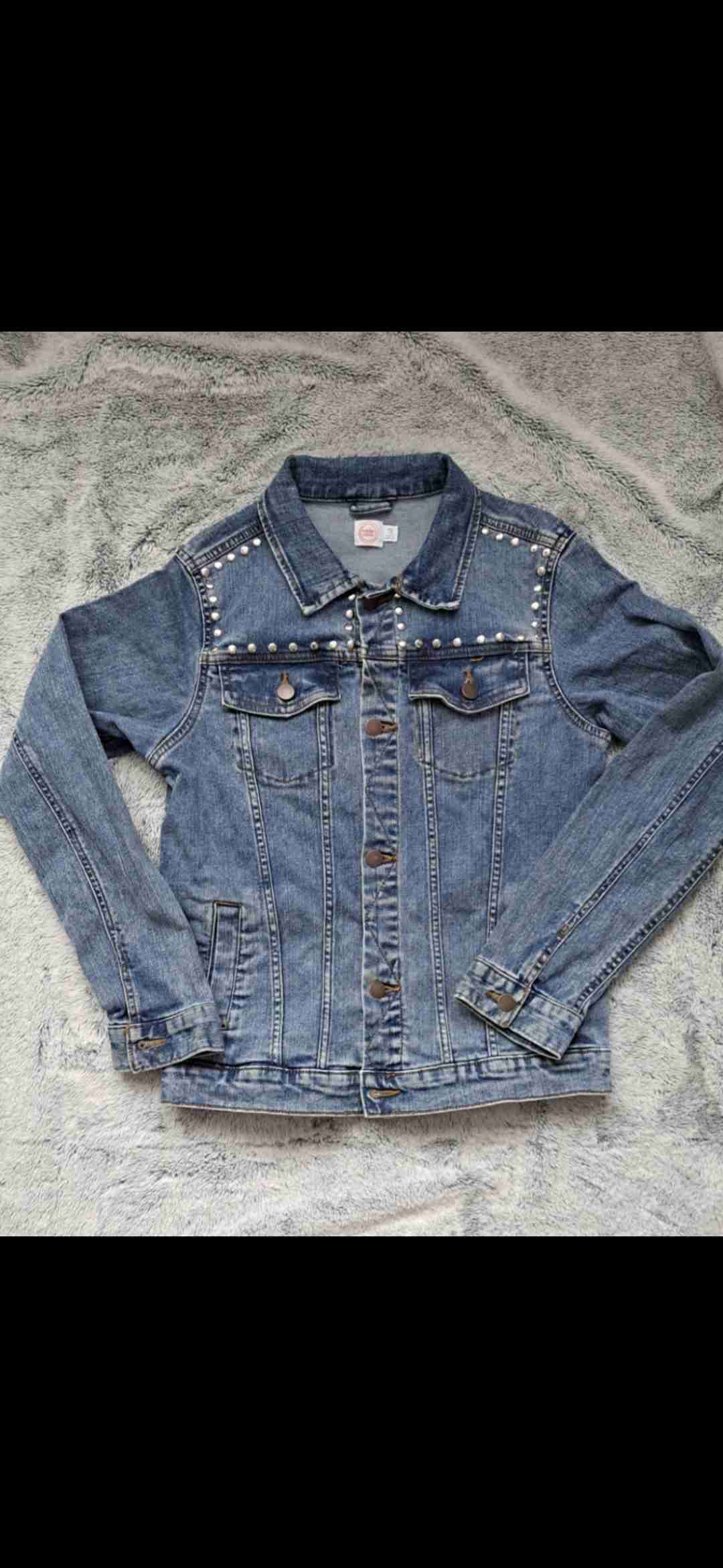 Chaqueta denim con diseño corazón - miniatura 2