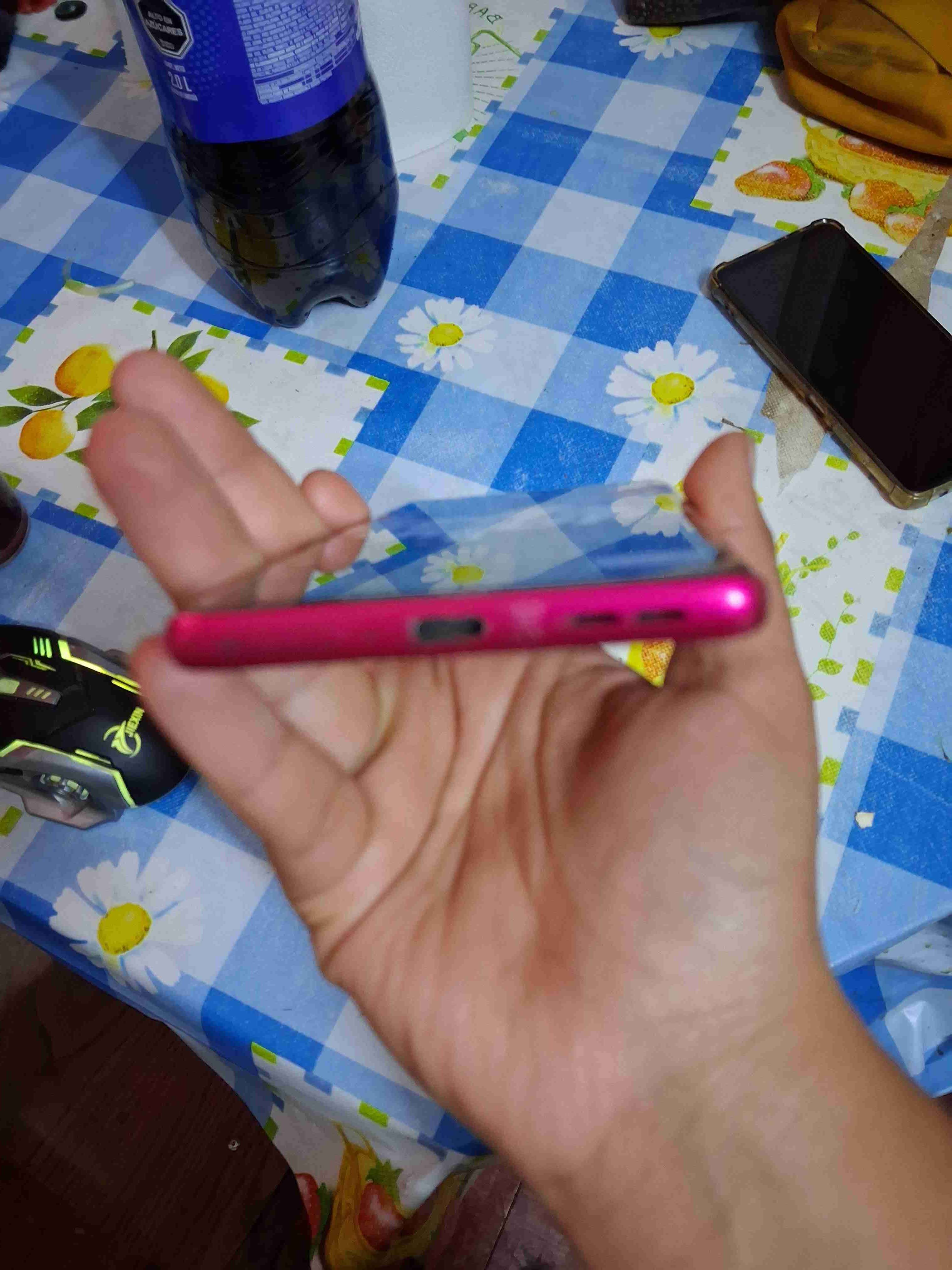 Smartphone Motorola pantalla grande - miniatura 4