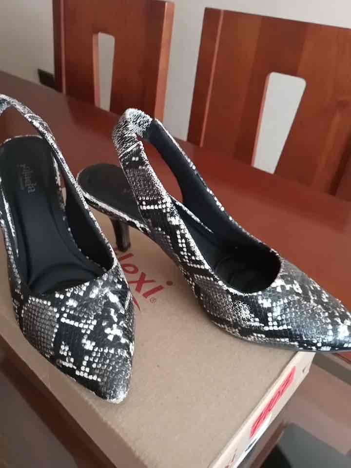 Zapatos de taco bajo animal print - miniatura 2