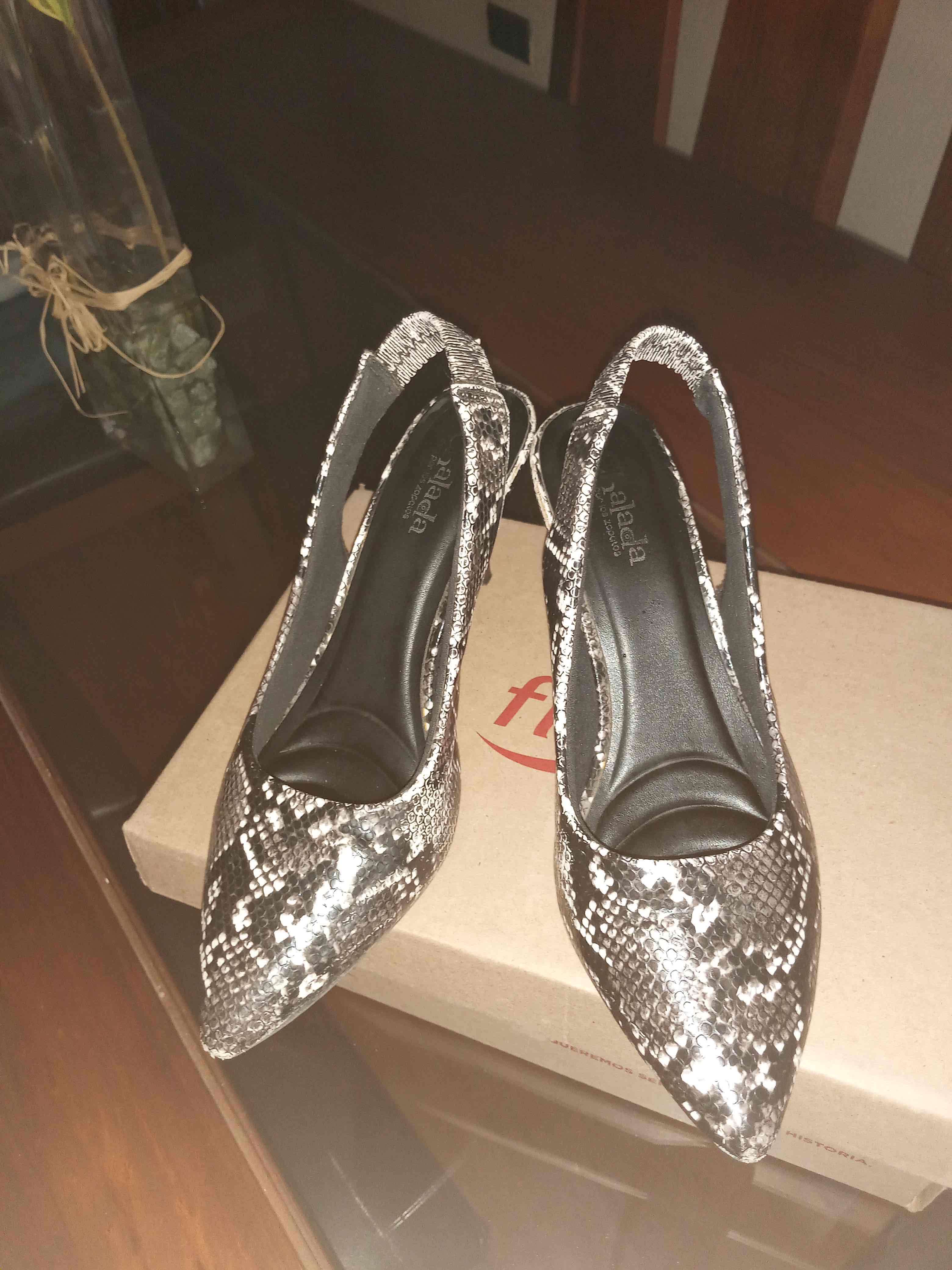 Zapatos de taco bajo animal print - miniatura 3