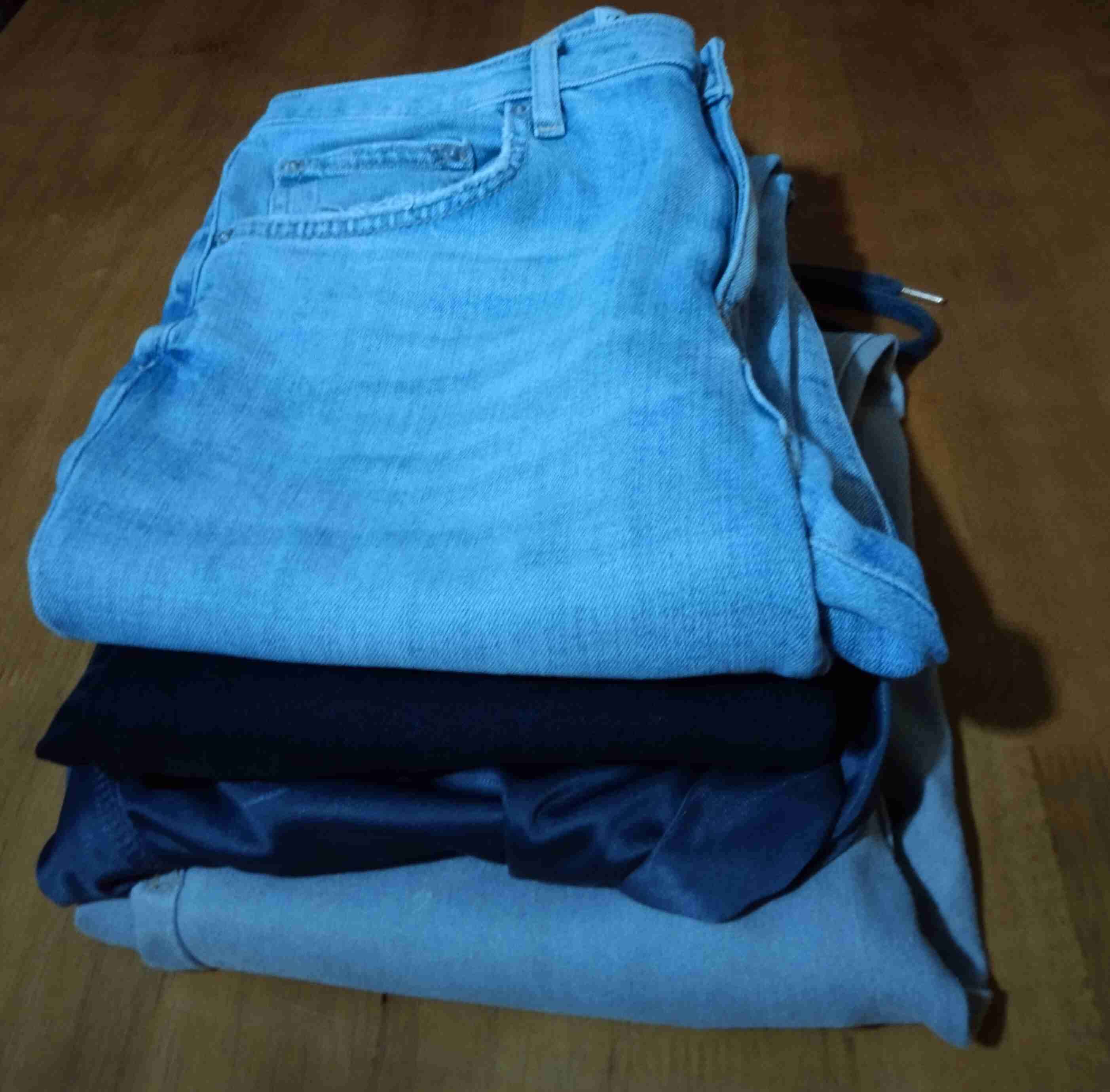 Lote de cuatro pantalones de mujer - miniatura 1