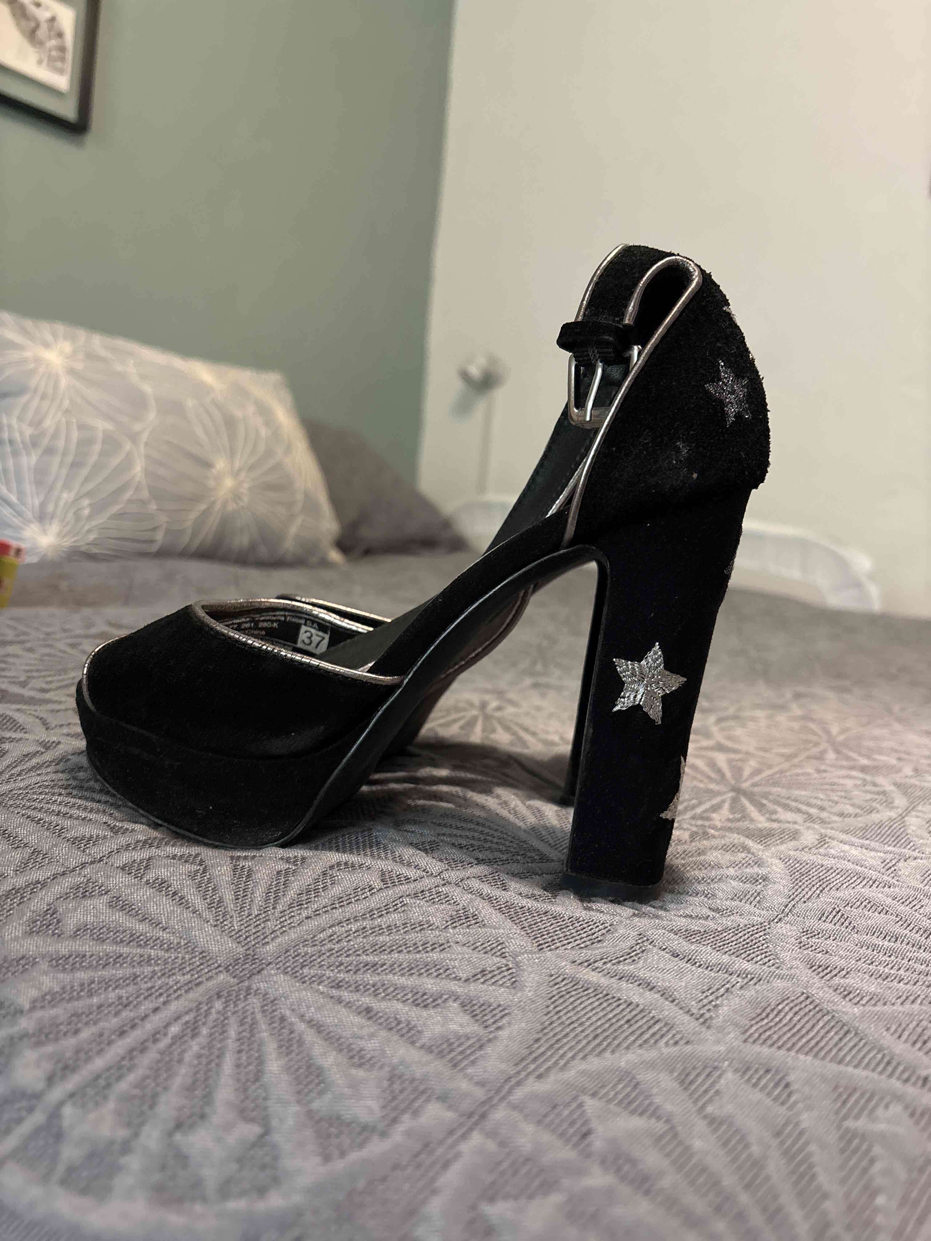 Tacones negros KARL LAGERFELD originales - miniatura 4