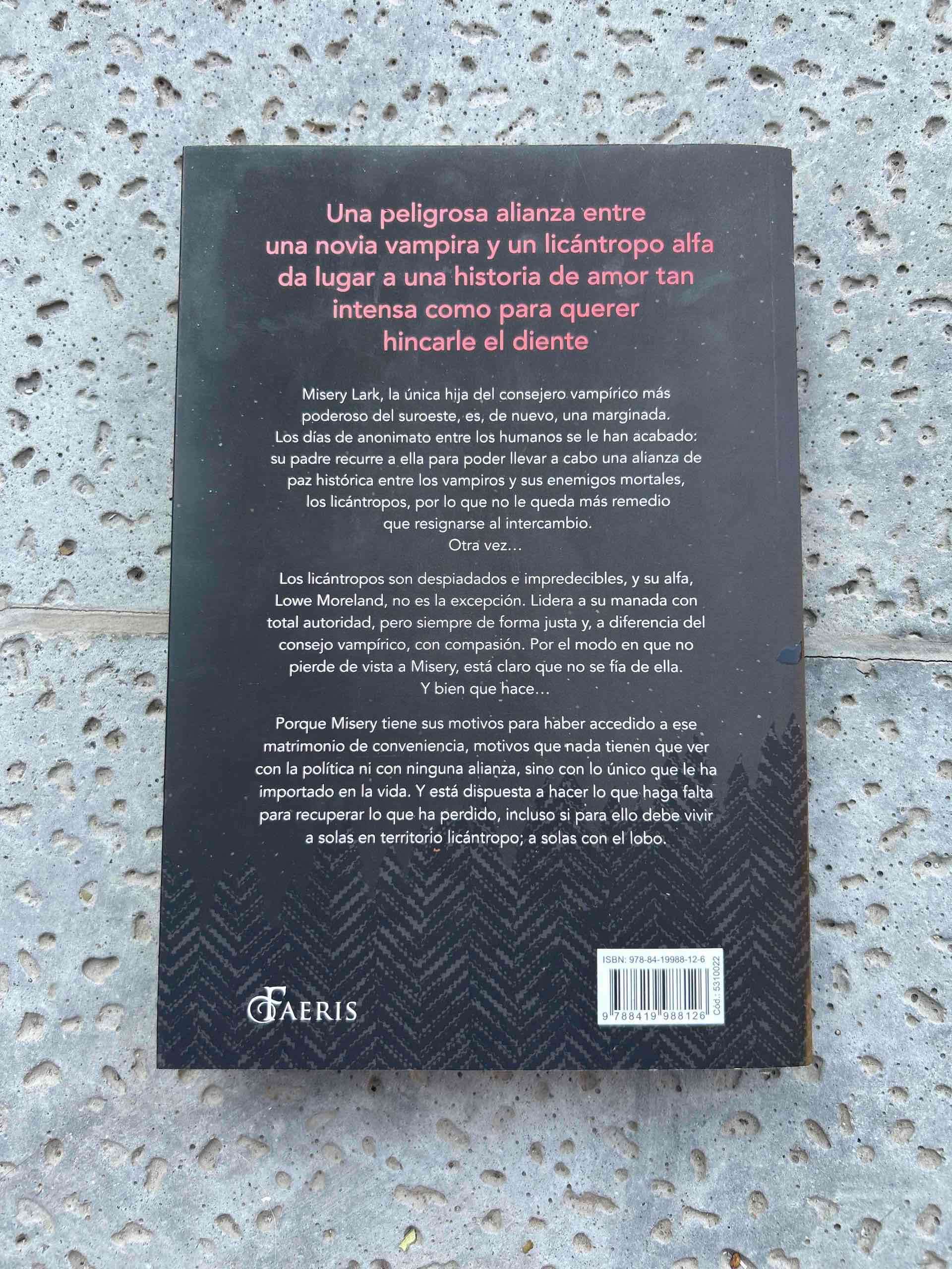 Libro 'Novia' de Ali Hazelwood - miniatura 2